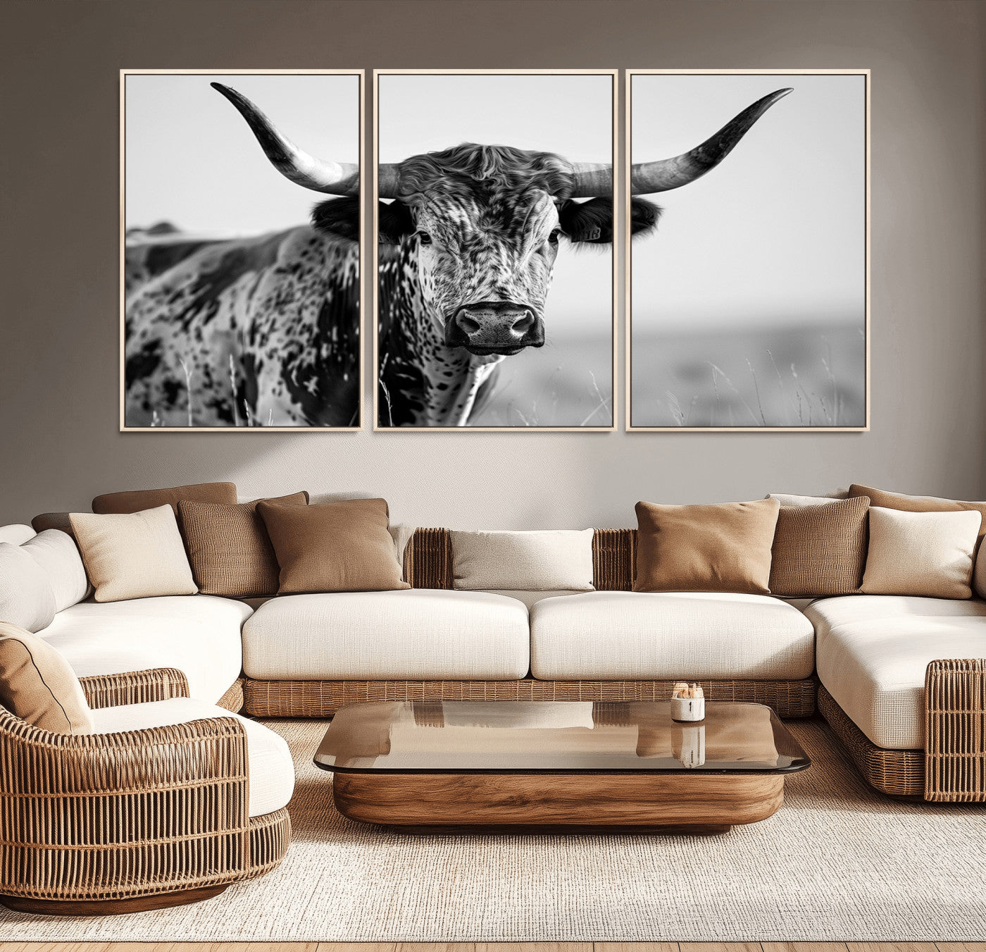 -Texas Cow Longhorn Wall Art Canvas Print in Black and White – Framed, Ready to Hang