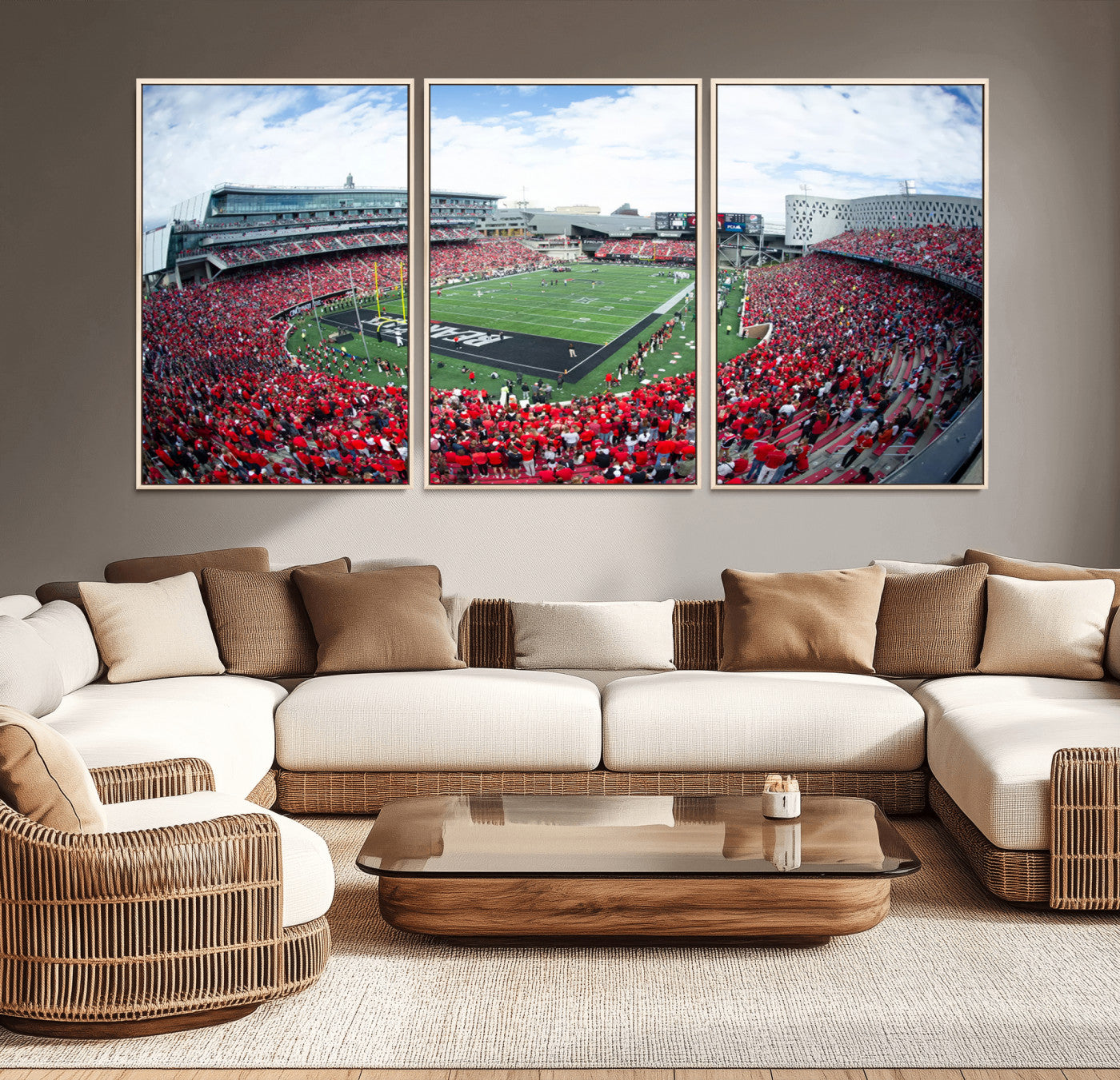 54070-MGV-CV-36X24-Cincinnati Bearcats Football Team Print - Nippert Stadium Wall Art Canvas Print