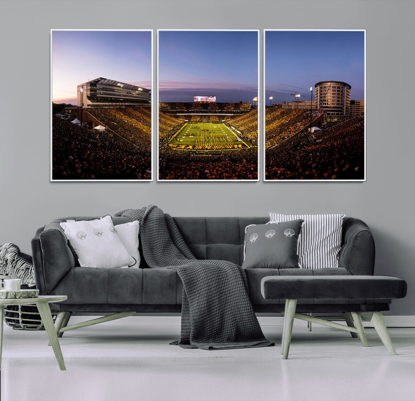 82557-MGV-CV-36X24-Iowa Hawkeyes Kinnick Stadium Wall Art Canvas Print, Framed Iowa Hawkeyes Kinnick Stadium Canvas