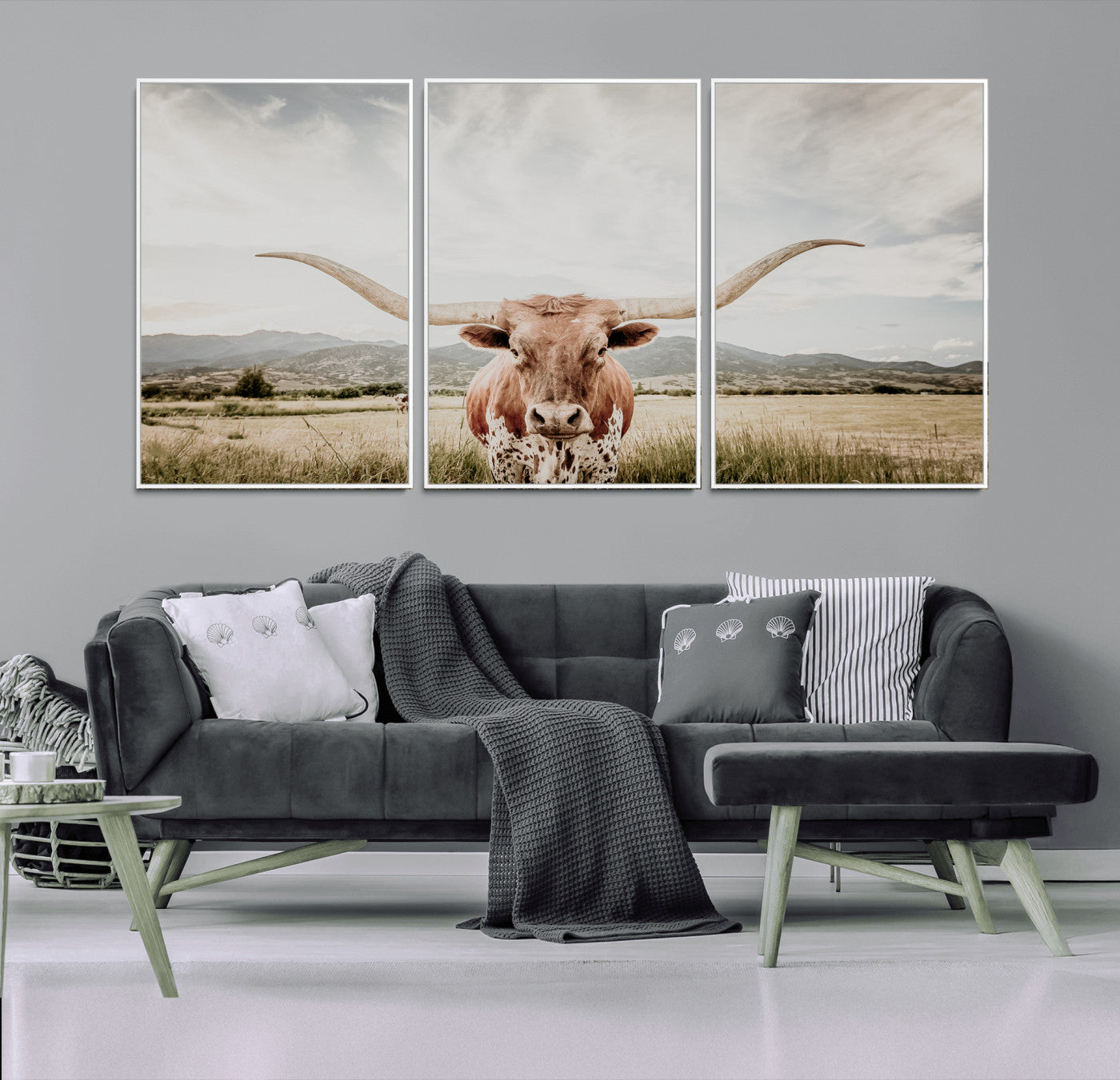 80054319-MGV-CV-36X24-Texas Longhorn Wall Art Canvas Print – Framed Western Cow Scene with Rustic Farmhouse Artwork for Home, Office