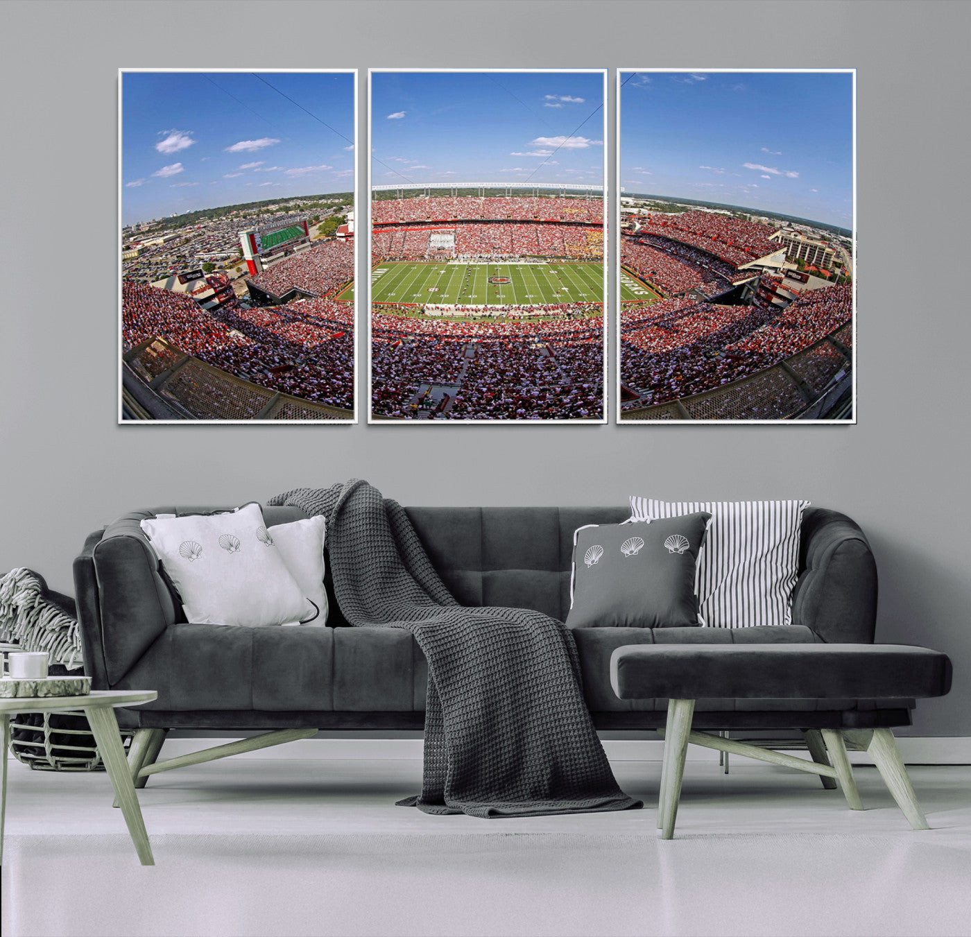 29492070-MGV-FC-60X30-3P - William Brice Stadium Wall Art Canvas Print – Stadium Crowd Sports Field Outdoor Event Football Game Artwork for Home Office