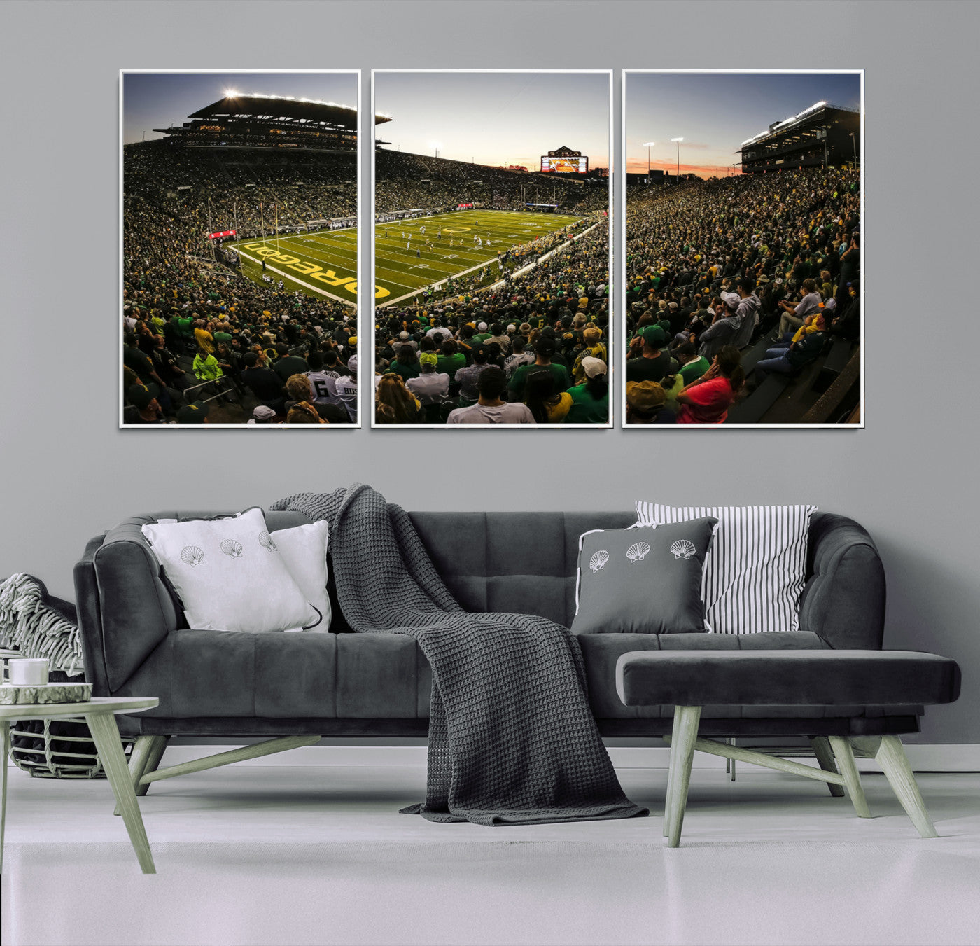 MGV-FC-60X30-3P - Oregon Stadium Canvas Wall Art - Captivating Game Day Scene at Autzen Stadium, Oregon Ducks Football