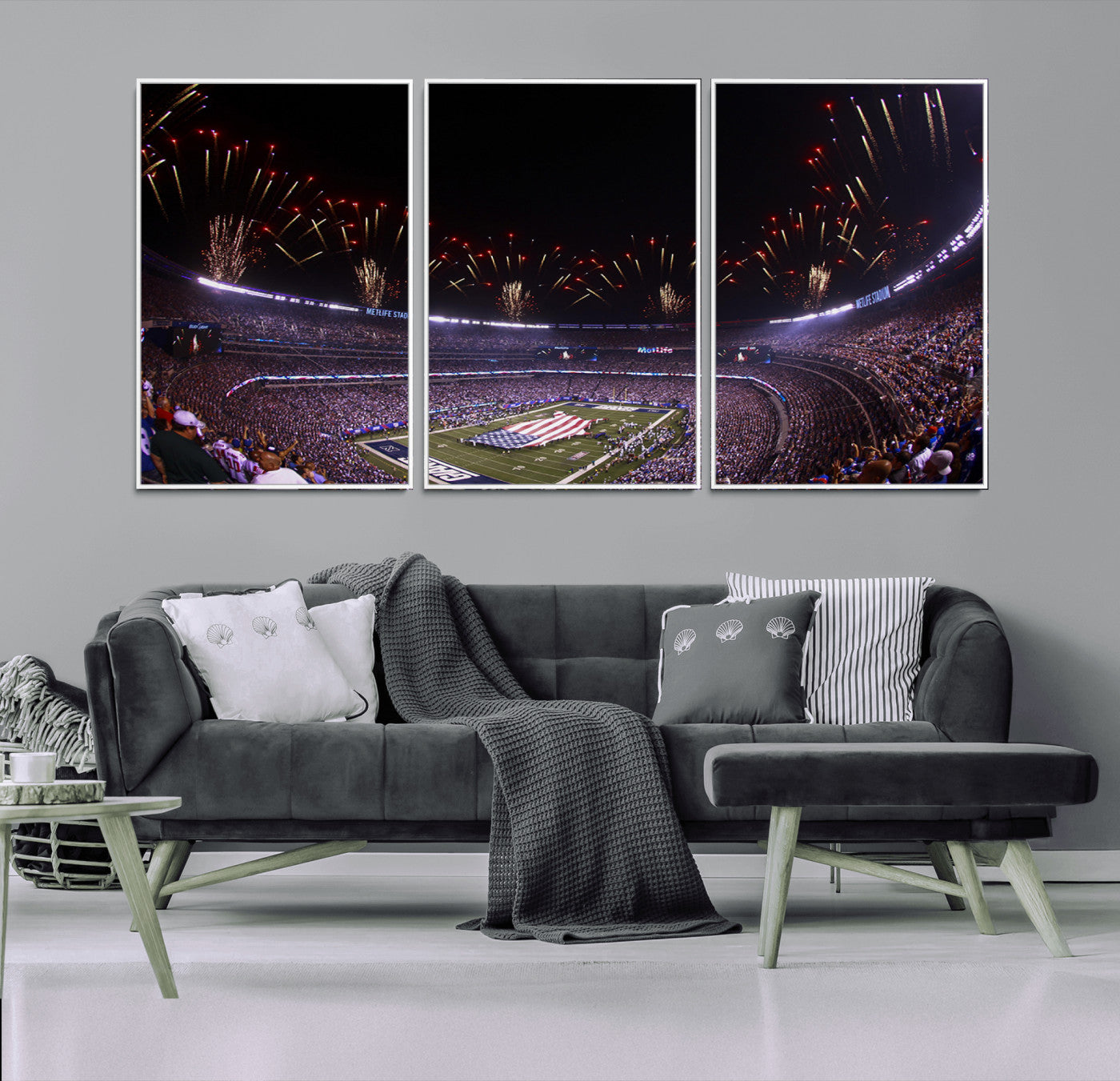 MGV-FC-60X30-3P - New York Giants Football Team Print - East Rutherford MetLife Stadium Wall Art Canvas Print