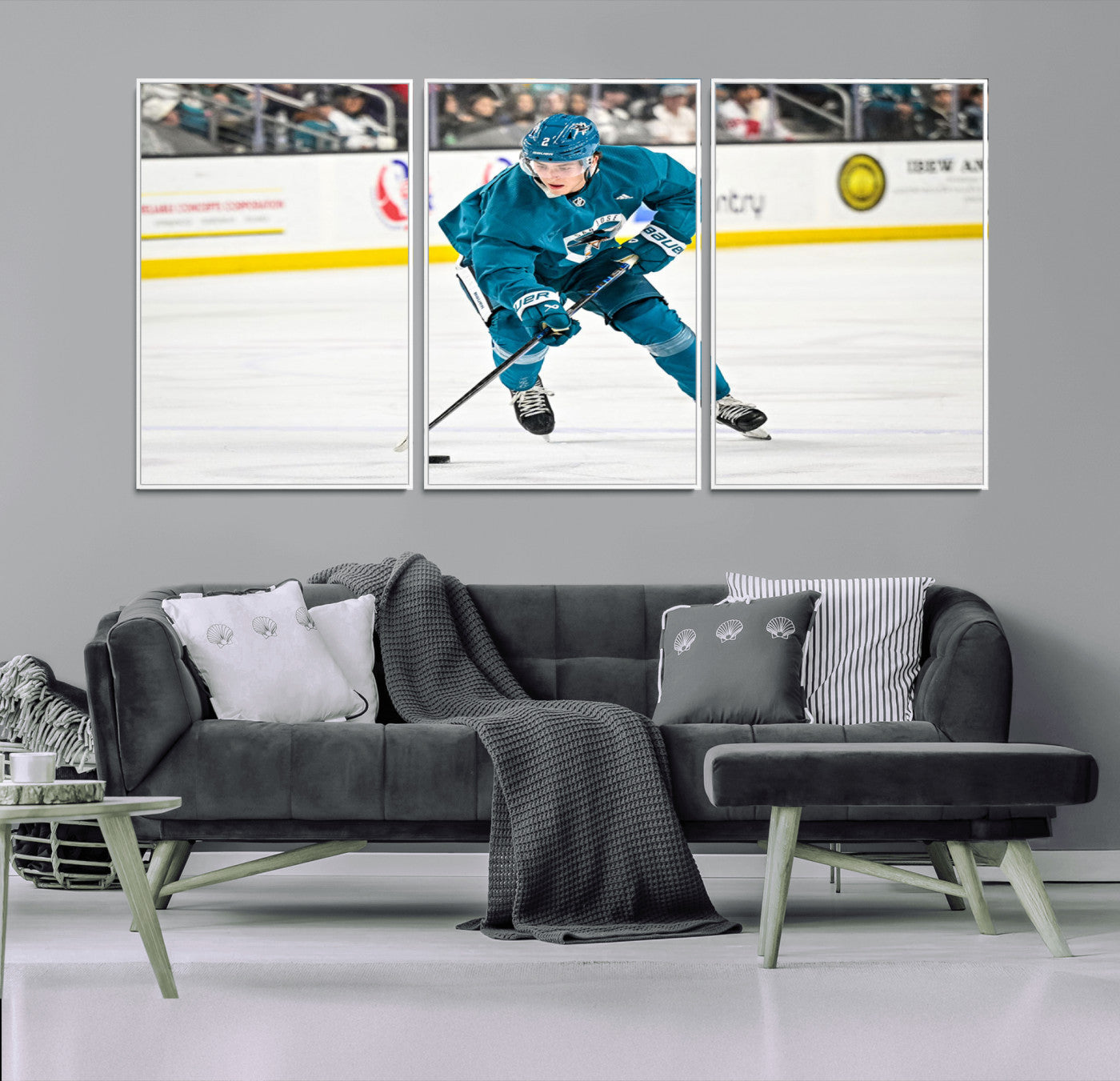 69179-MGV-CV-36X24-San Jose Sharks Ice Hockey Player Wall Art Canvas Print