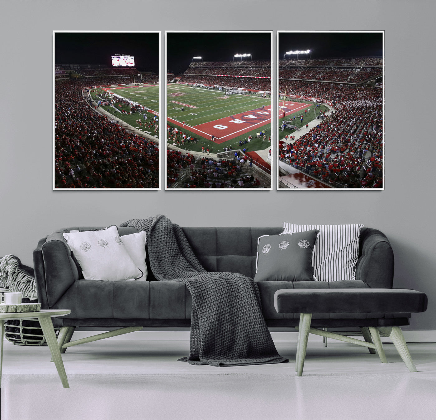 MGV-FC-60X30-3P - Houston Cougars Football Team Print - Houston TDECU Stadium Wall Art Canvas Print
