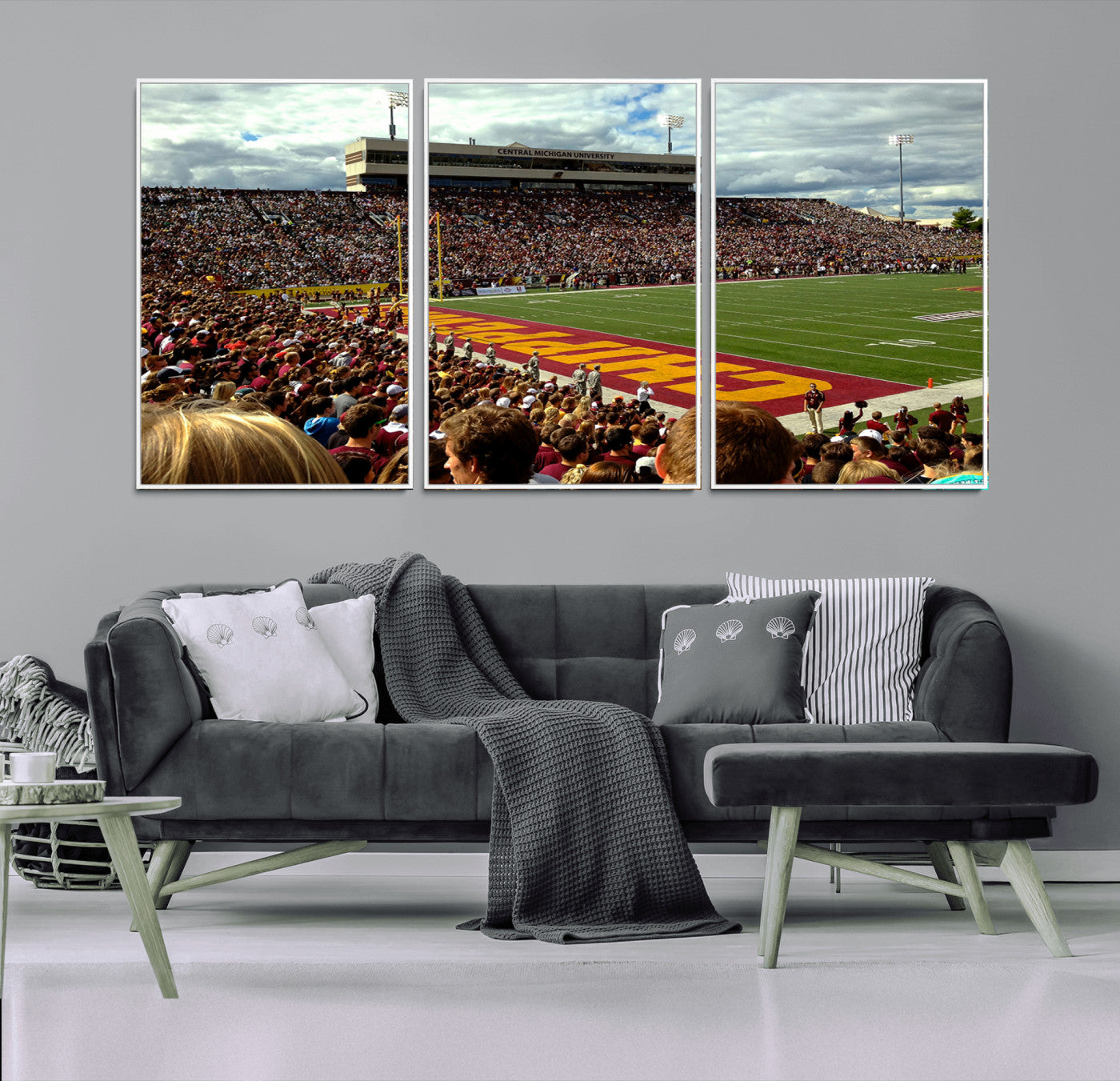 99662-MGV-CV-36X24-Central Michigan University Chippewas Football Team Print - Mount Pleasant Kelly/Shorts Stadium Wall