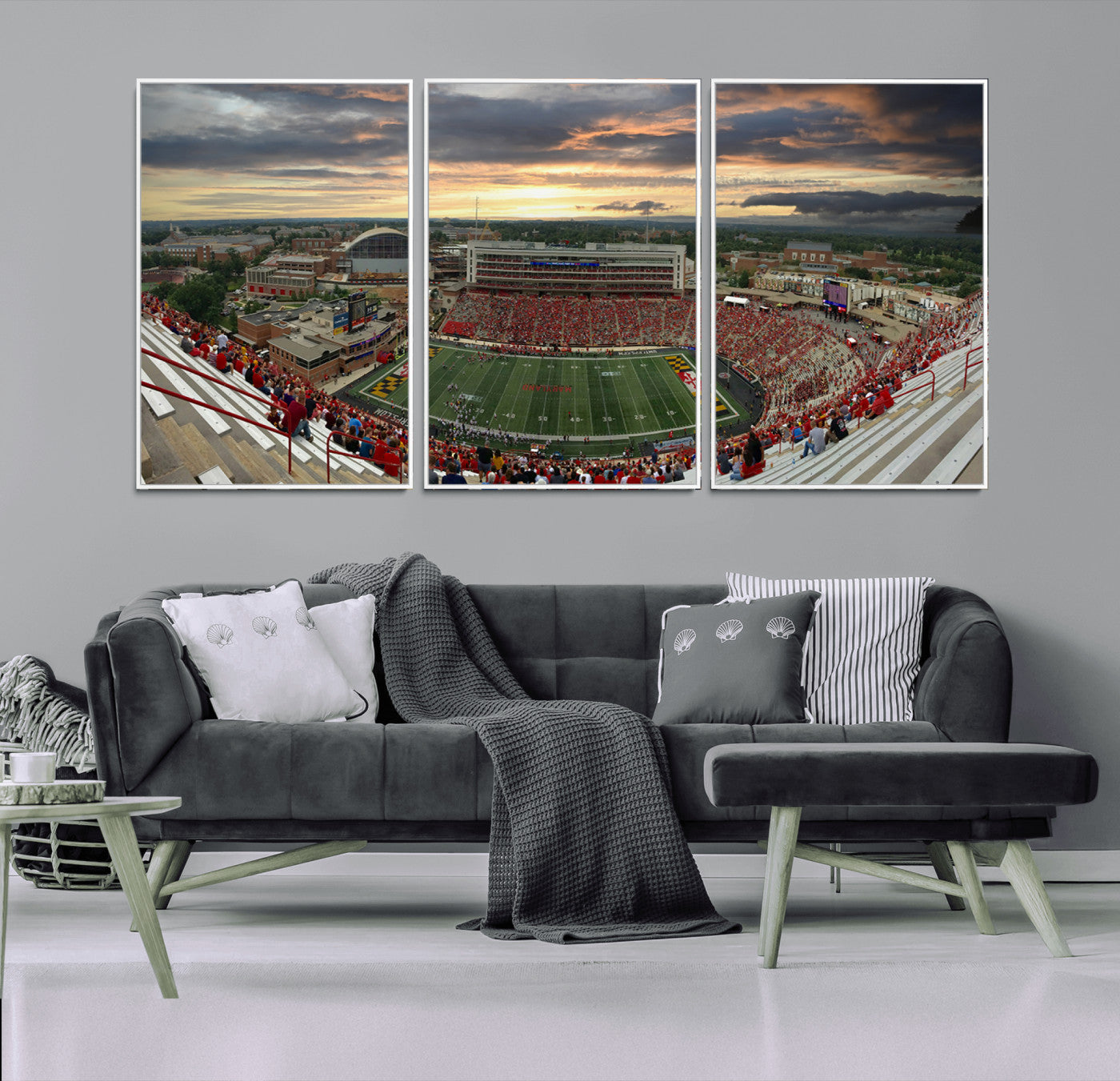 29993-MGV-CV-36X24-University of Maryland Terrapins Football Team Print - College Park SECU Stadium Wall Art Canvas