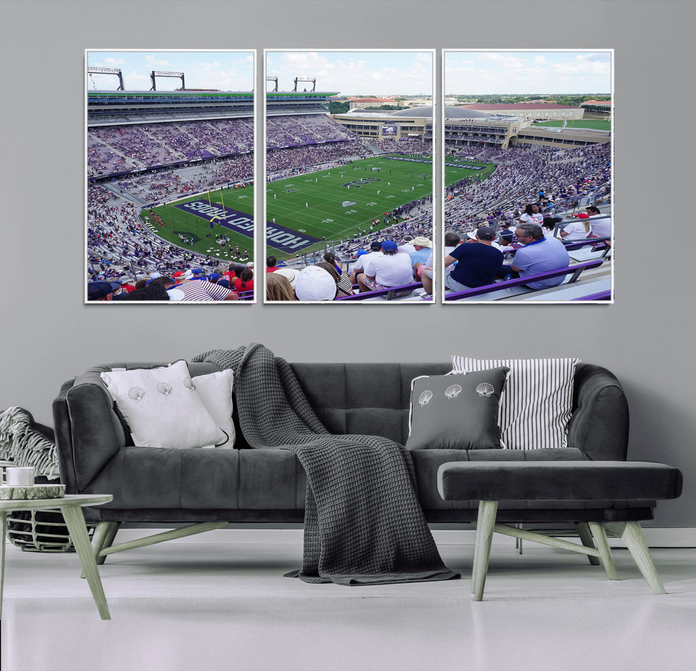 95139-MGV-CV-36X24-The Texas Christian University TCU Horned Frogs Football Team Print - Fort Worth Amon G. Carter