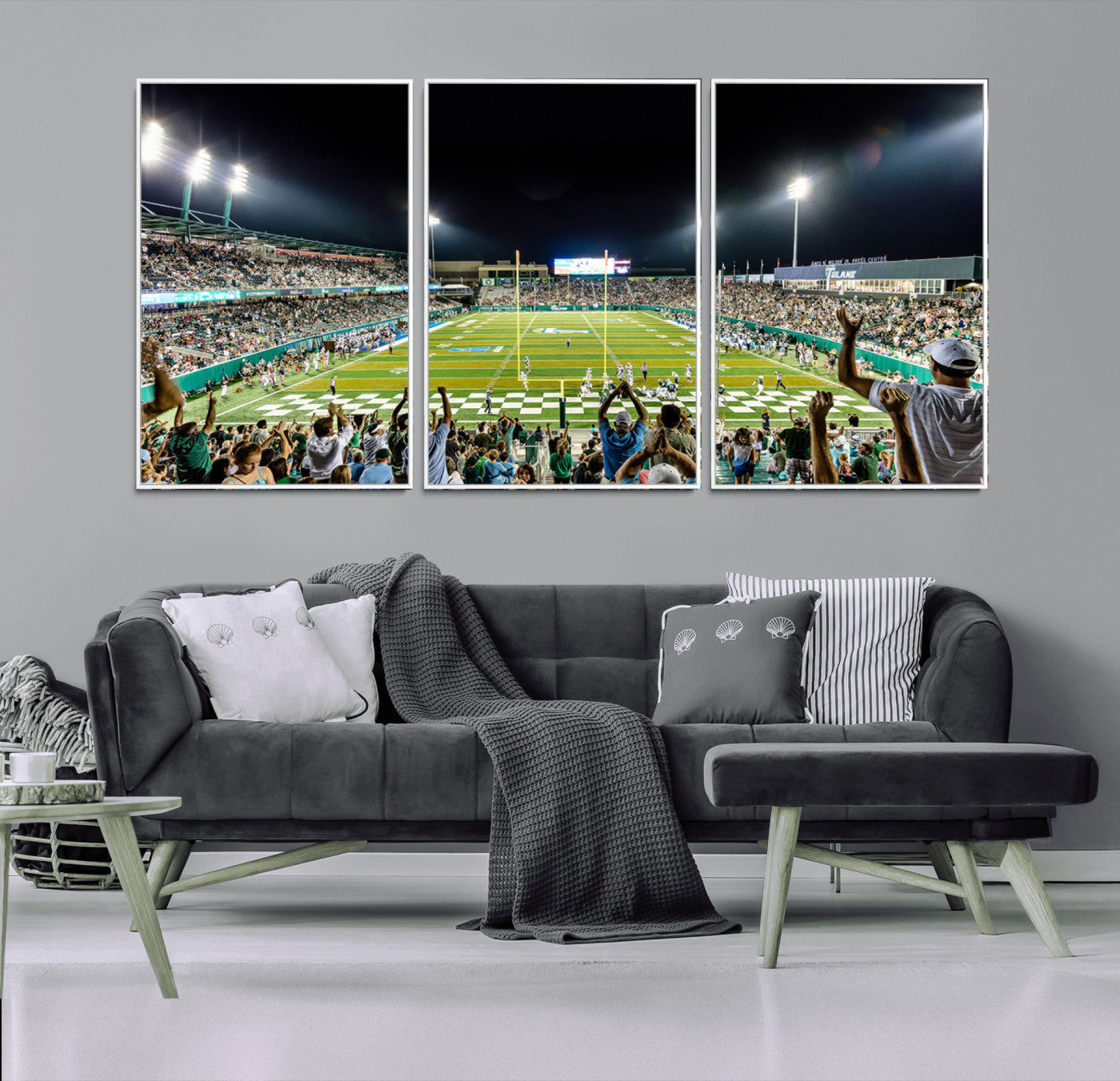 56448-MGV-CV-36X24-The Tulane University Green Wave Football Team Print - New Orleans Yulman Stadium Wall Art Canvas