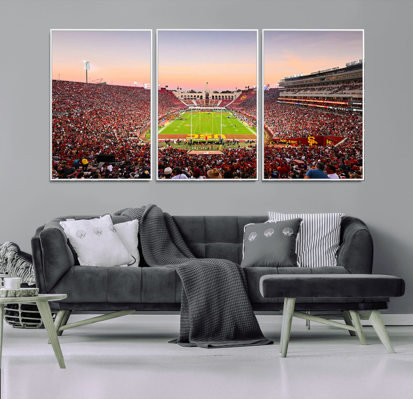 39904-MGV-CV-36X24-The University of Southern California USC Trojans Football Team Print - Los Angeles Memorial
