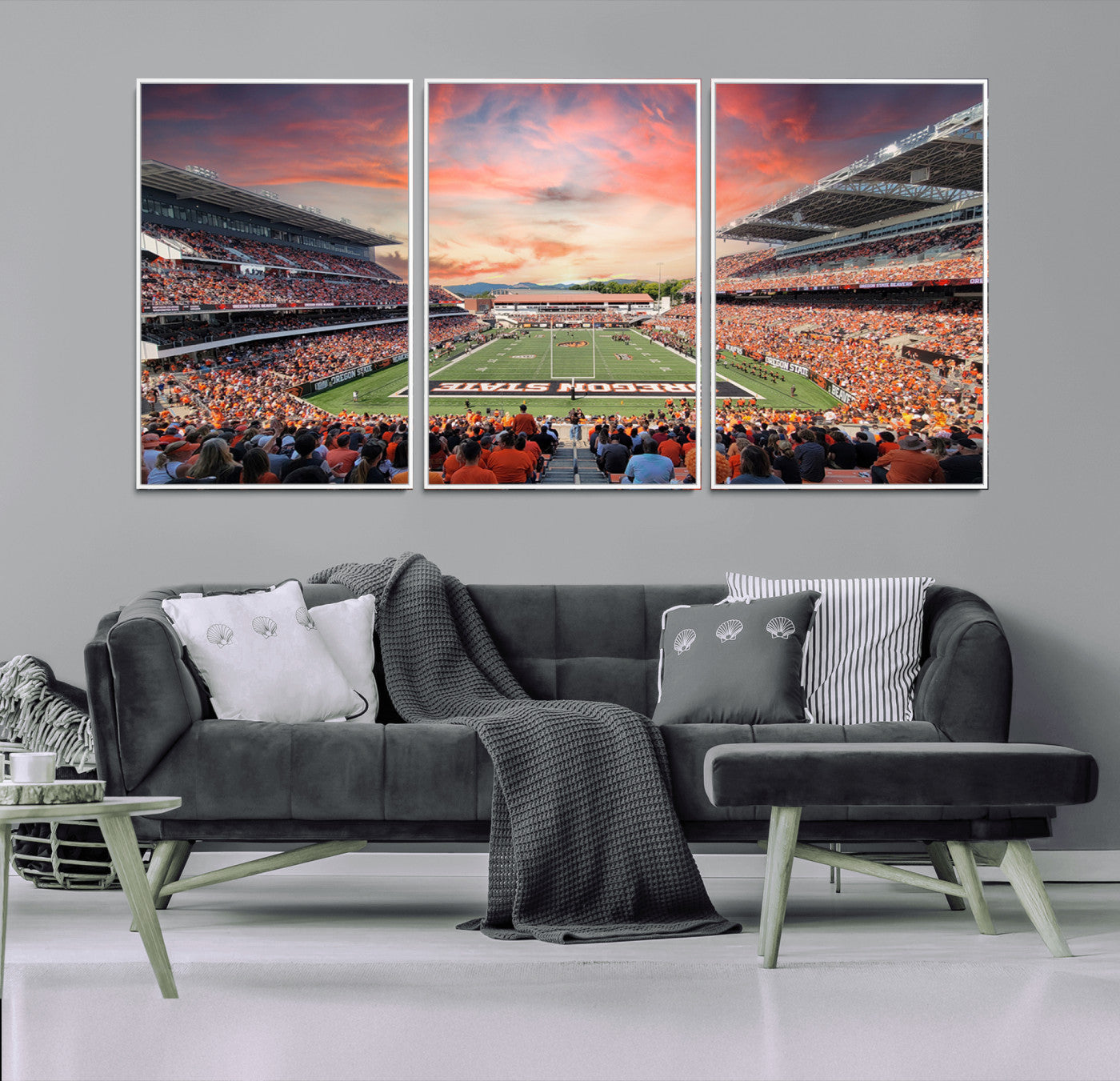 54167-MGV-FC-60X30-3P_White-Oregon State Beavers Football Team Print - Corvallis Reser Stadium Wall Art Canvas Print
