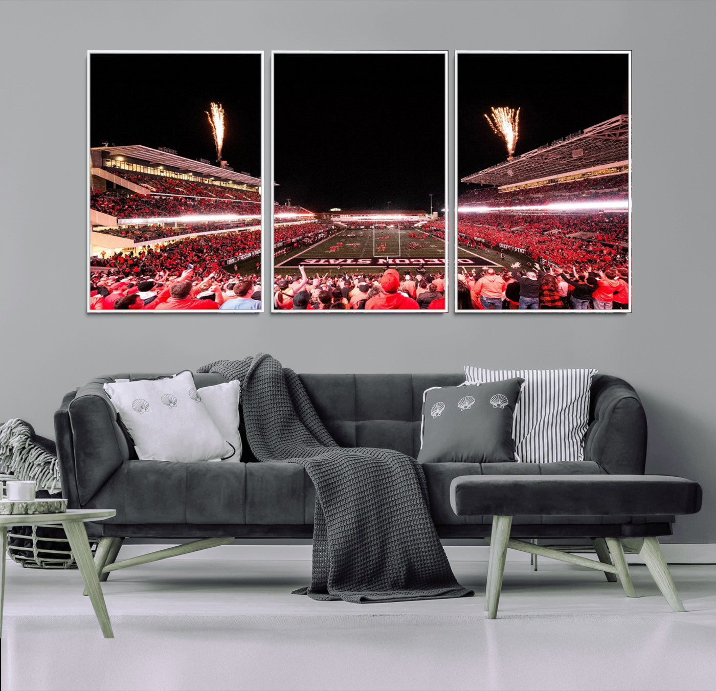 52633-MGV-CV-36X24-Oregon State Beavers Football Team Print - Corvallis Reser Stadium Wall Art Canvas Print