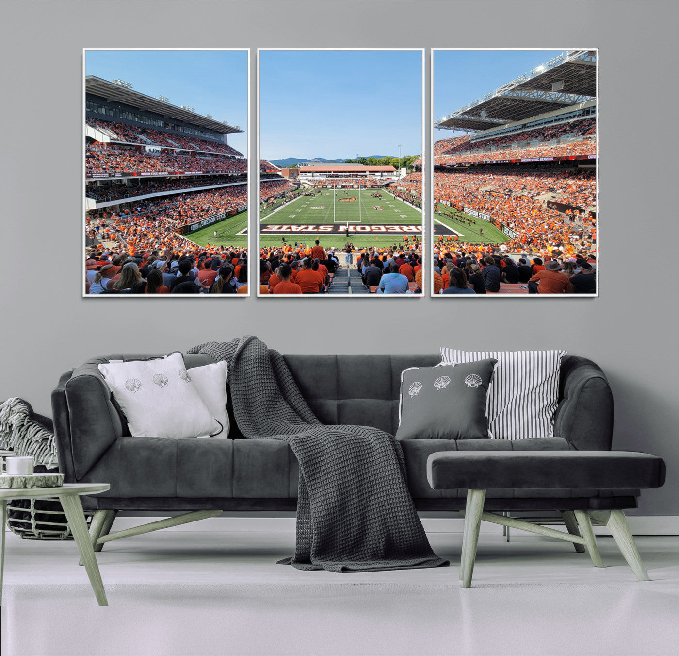 35211-MGV-CV-36X24-Oregon State Beavers Football Team Print - Corvallis Reser Stadium Wall Art Canvas Print