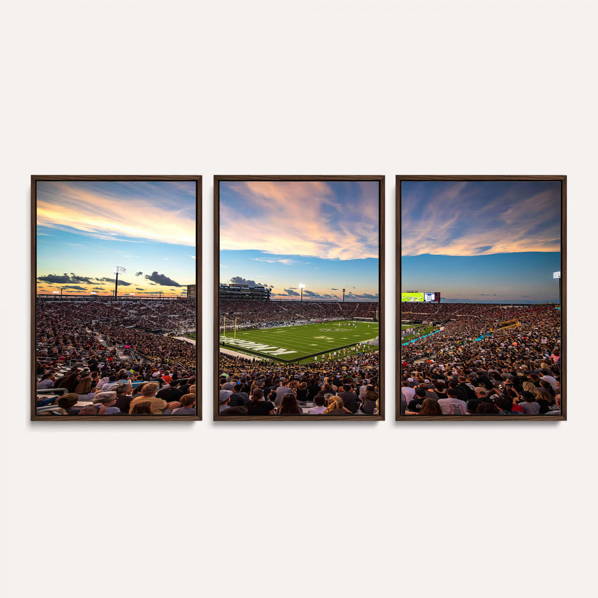 50243-MGV-CV-36X24 - UCF Knights Football Team Print - Orlando FBC Mortgage Stadium Wall Art Canvas Print