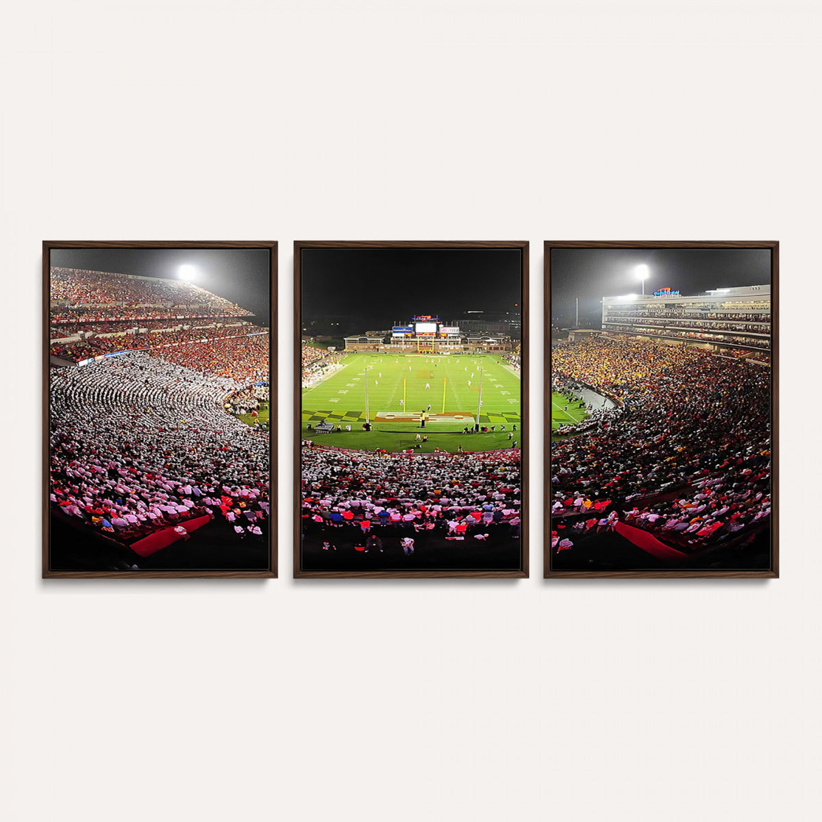 12091-PAN-FL-20X10 - University of Maryland Terrapins Football Team Print - College Park SECU Stadium Wall Art Canvas