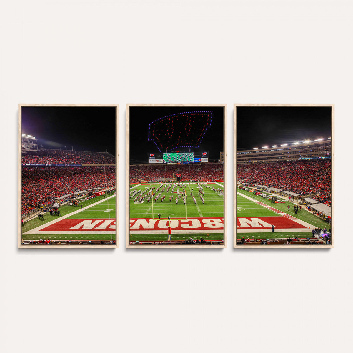 34125-MGV-CV-36X24 - Wisconsin Badgers Football Team Print Canvas- Madison Camp Randall Stadium Wall Art Canvas Print