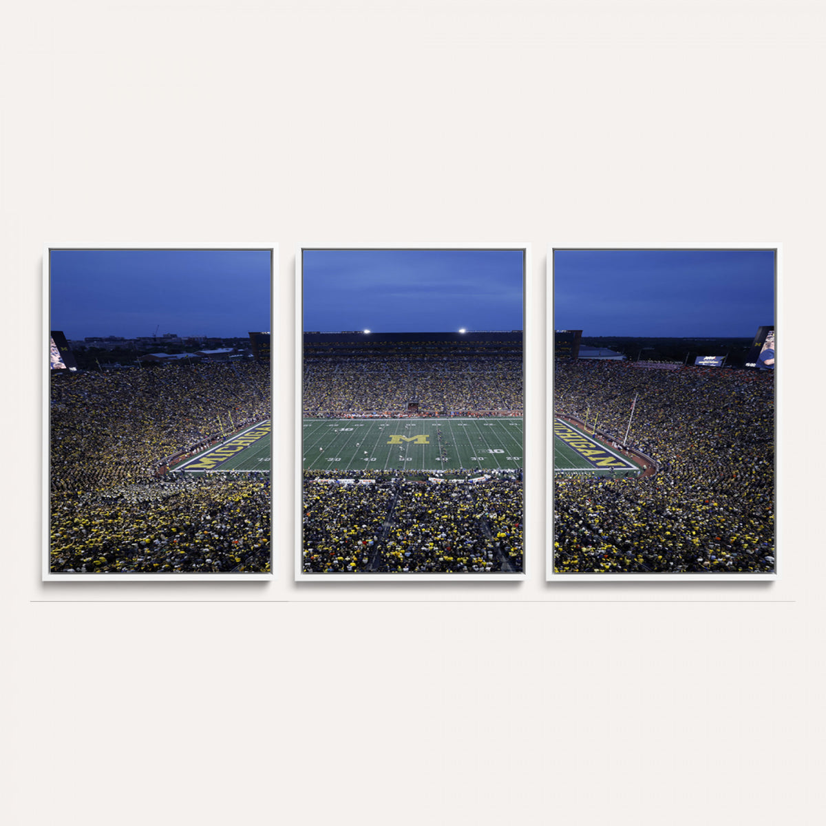 34202-MGV-CV-36X24 - University of Michigan Wolverines Football Team Print - Ann Arbor Michigan Stadium Wall Art Canvas