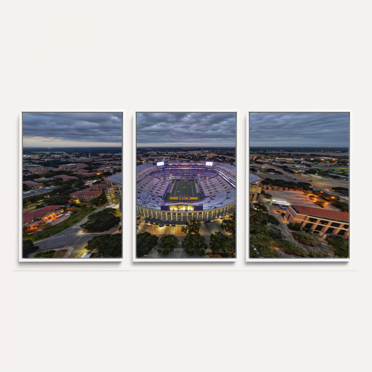 77405-MGV-CV-36X24 - The Louisiana State University Tigers Football Team Print
