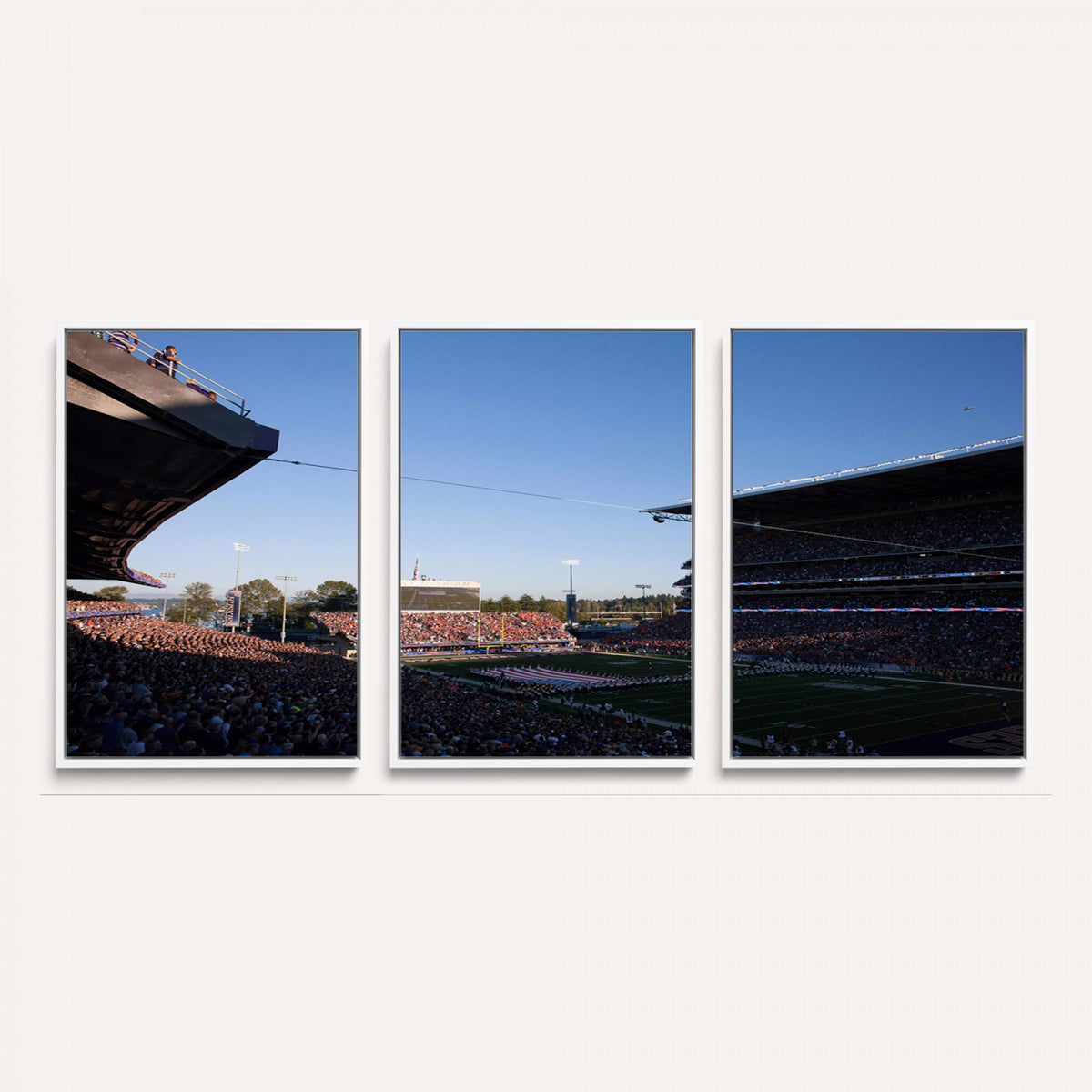 55028-MGV-CV-36X24 - The University of Washington Huskies Football Team Print