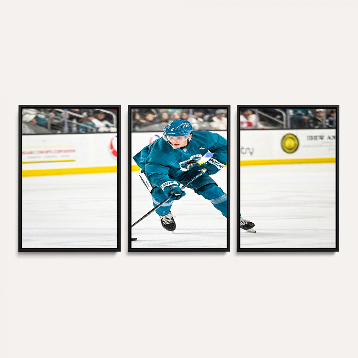69179-MGV-CV-36X24 - San Jose Sharks Ice Hockey Player Wall Art Canvas Print