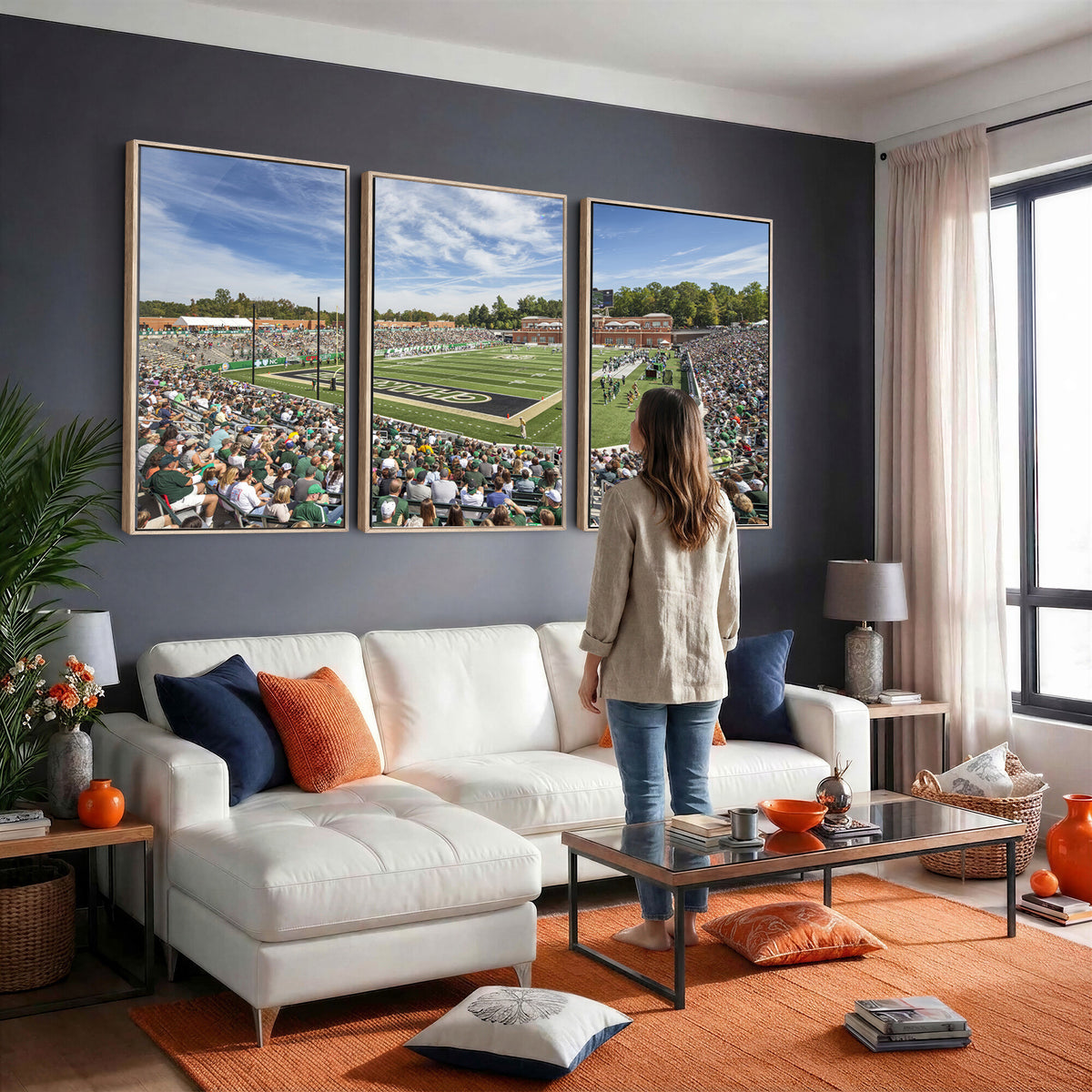 67799-MGV-CV-36X24 - University of Charlotte 49ers Football Team Print - Charlotte Jerry Richardson Stadium Canvas Print