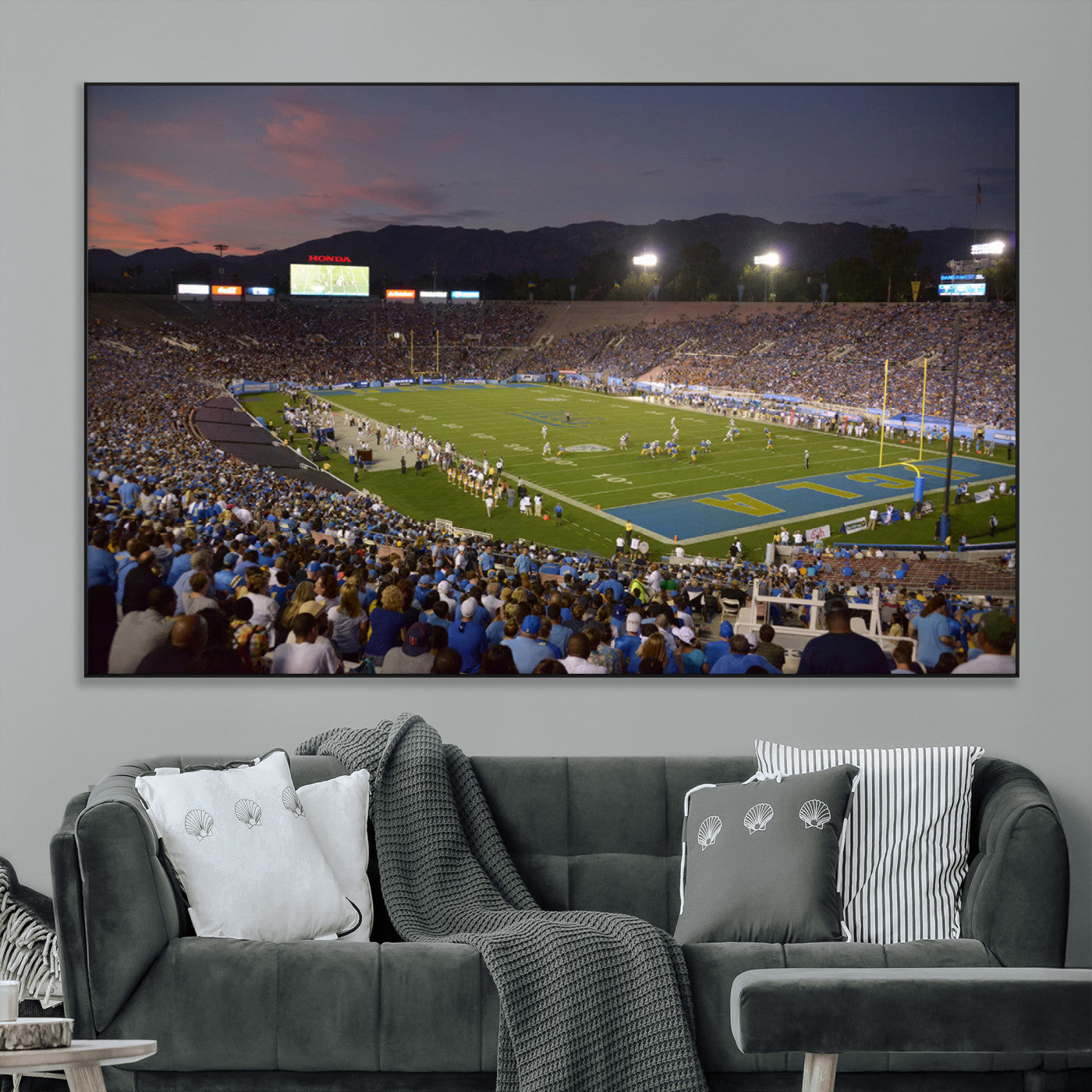 SEG-FC-51X34_Oversize - UCLA Bruins Football Team Print - Pasadena Rose Bowl Stadium Wall Art Canvas Print