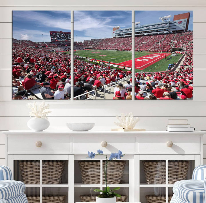 Utah Utes Football Team Print - Salt Lake City Rice-Eccles Stadium Wall Art Canvas Print