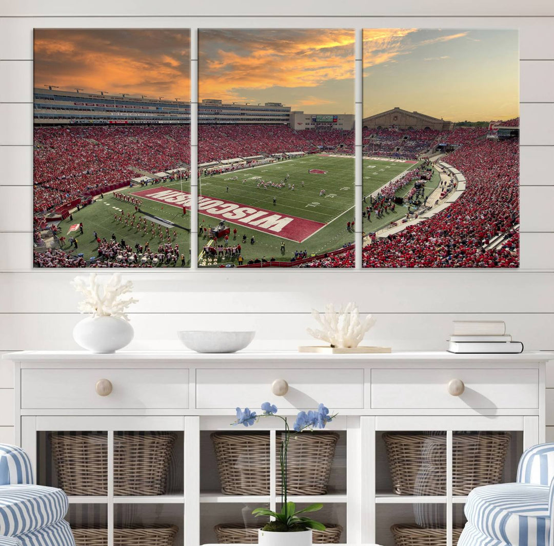 Wisconsin Badgers Football Team Print - Madison Camp Randall Stadium Wall Art Canvas Print