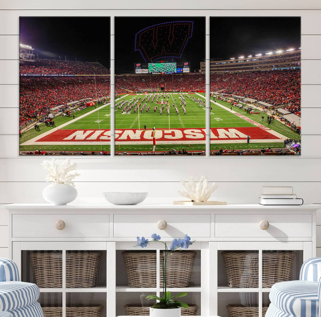 Wisconsin Badgers Football Team Print - Madison Camp Randall Stadium Wall Art Canvas Print