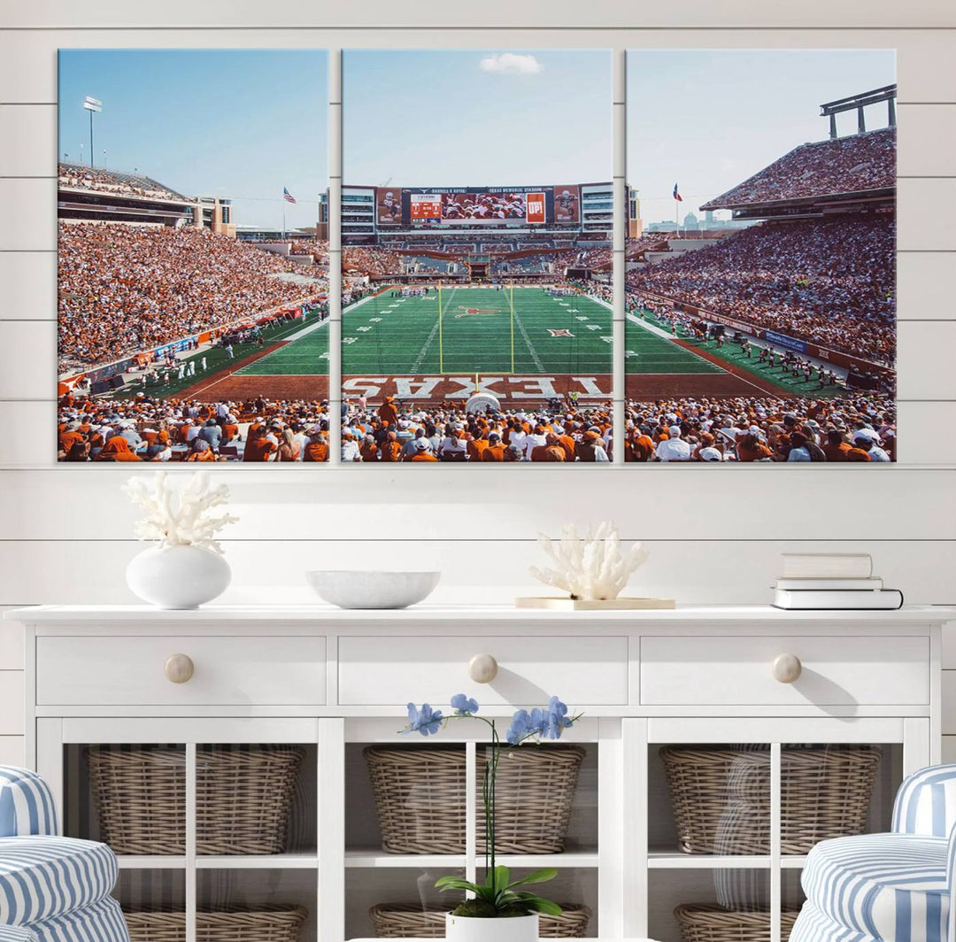 University of Texas Longhorns Football Team Print - Austin Darrell K Royal-Texas Memorial Stadium at Campbell-Williams Field Wall Art Canvas Print