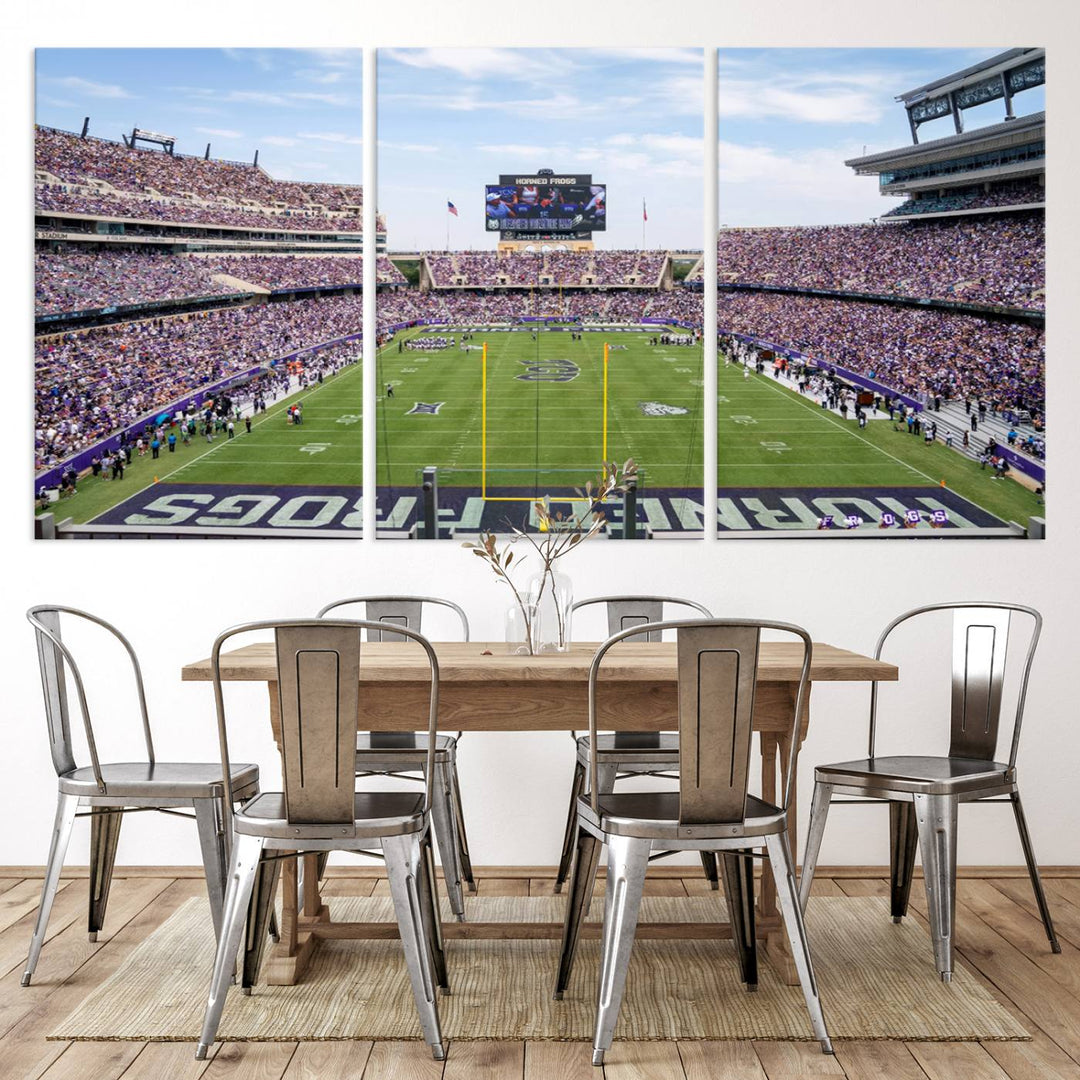 TCU Horned Frogs Football Team Print - Fort Worth Amon G. Carter Stadium Wall Art Canvas Print.t