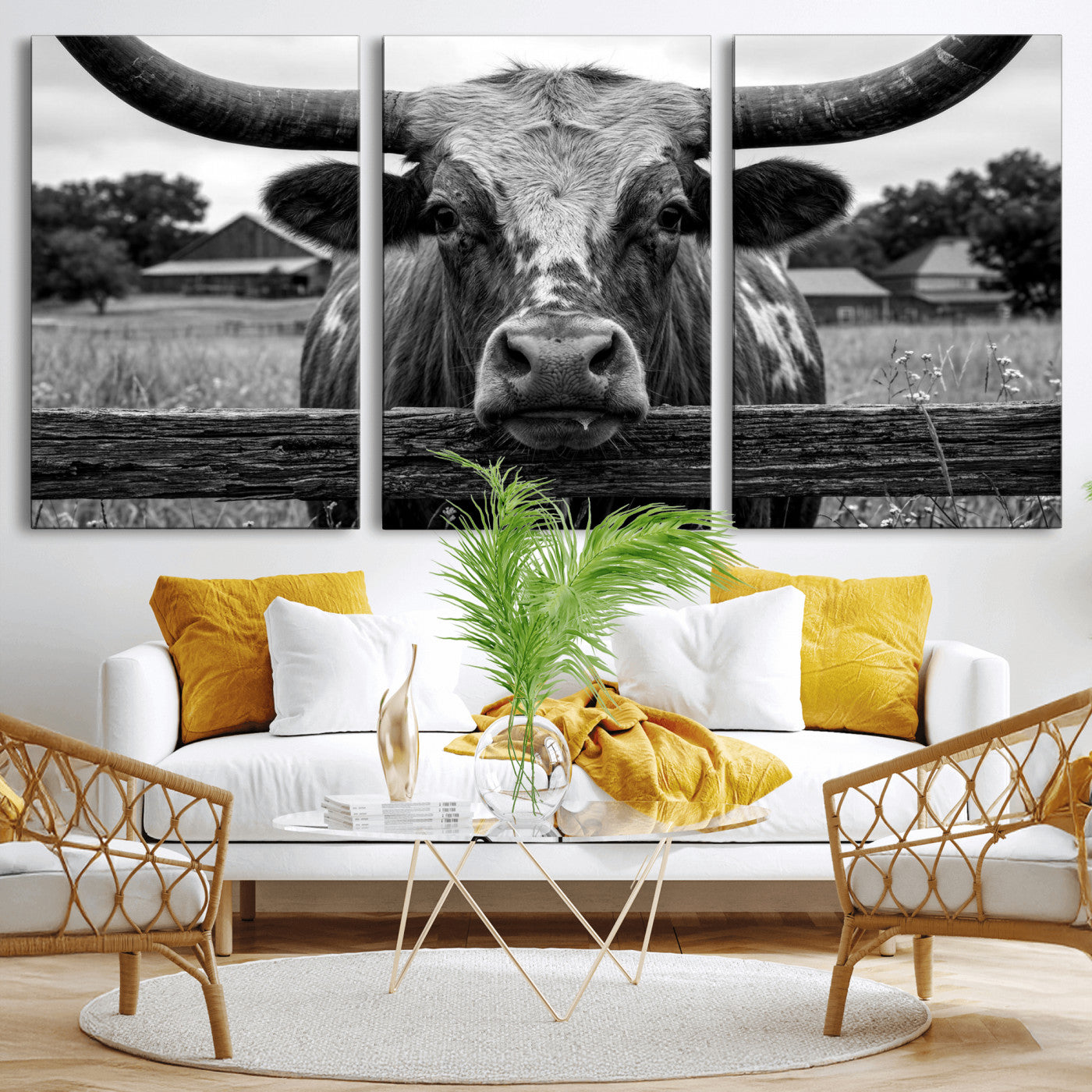 59378683B-MGV-CV-36X24 - Black White Texas Longhorn Bull Canvas Wall Art, Western Ranch Cattle Photography Print, Rustic Farmhouse Cowboy Decor Artwork