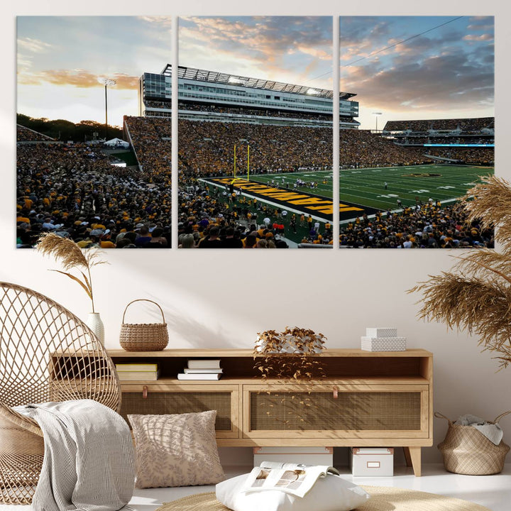 Iowa University Hawkeyes Football Team Print - Iowa City Kinnick Stadium Wall Art Canvas Print