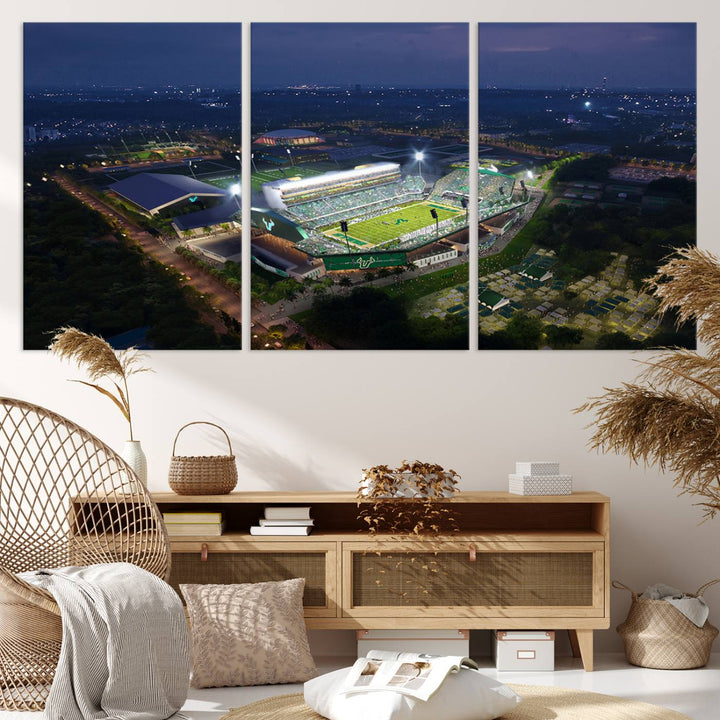 The University of South Florida Bulls Football Team Print - Tampa USF Football Stadium Wall Art Canvas Print