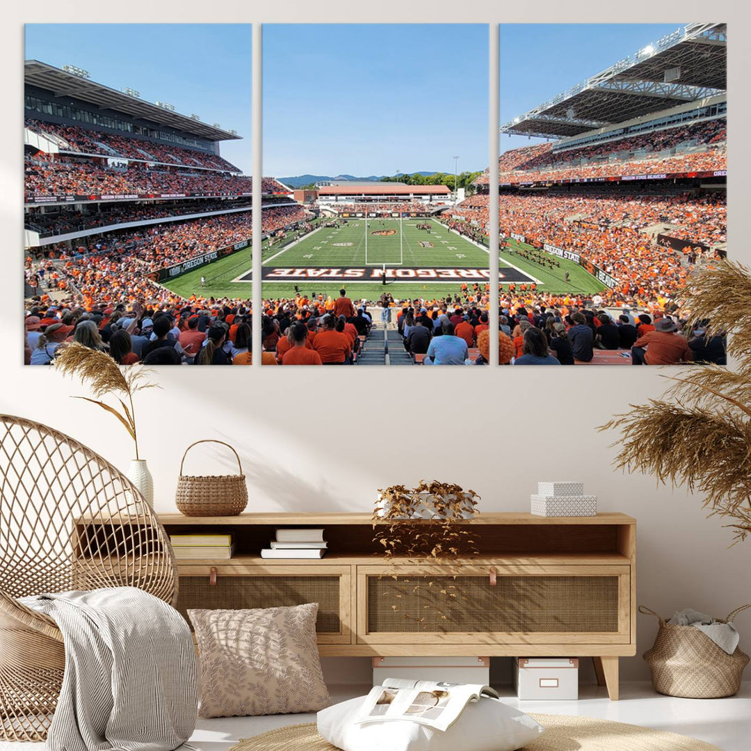 Oregon State Beavers Football Team Print - Corvallis Reser Stadium Wall Art Canvas Print