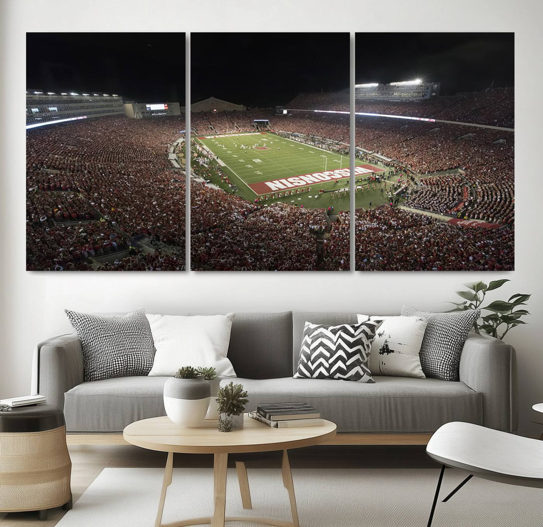 Wisconsin Badgers Football Team Print - Madison Camp Randall Stadium Wall Art Canvas Print