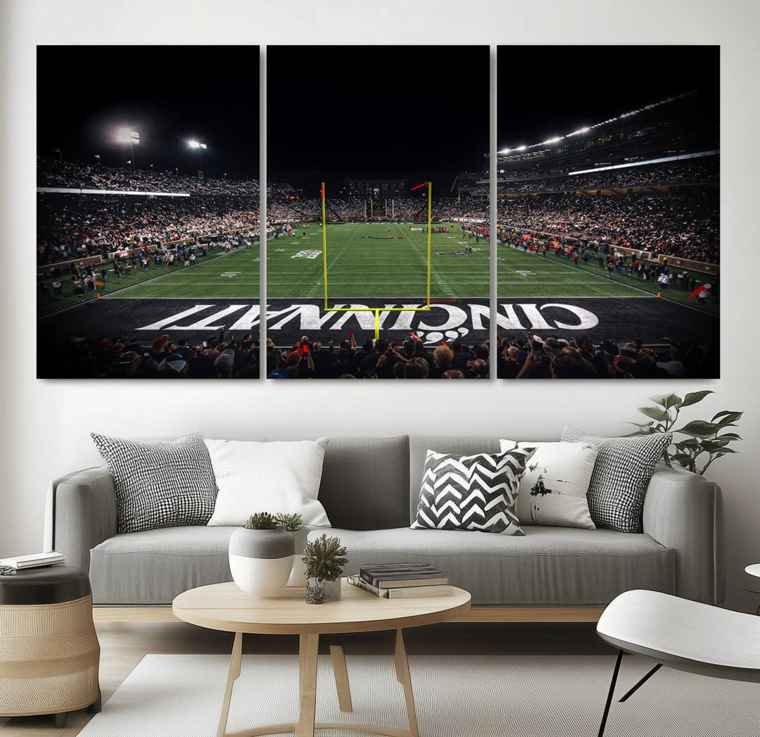 Cincinnati Bearcats Football Team Print - Nippert Stadium Wall Art Canvas Print