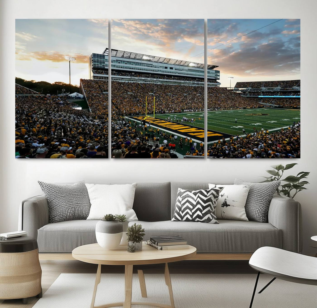 Iowa University Hawkeyes Football Team Print - Iowa City Kinnick Stadium Wall Art Canvas Print