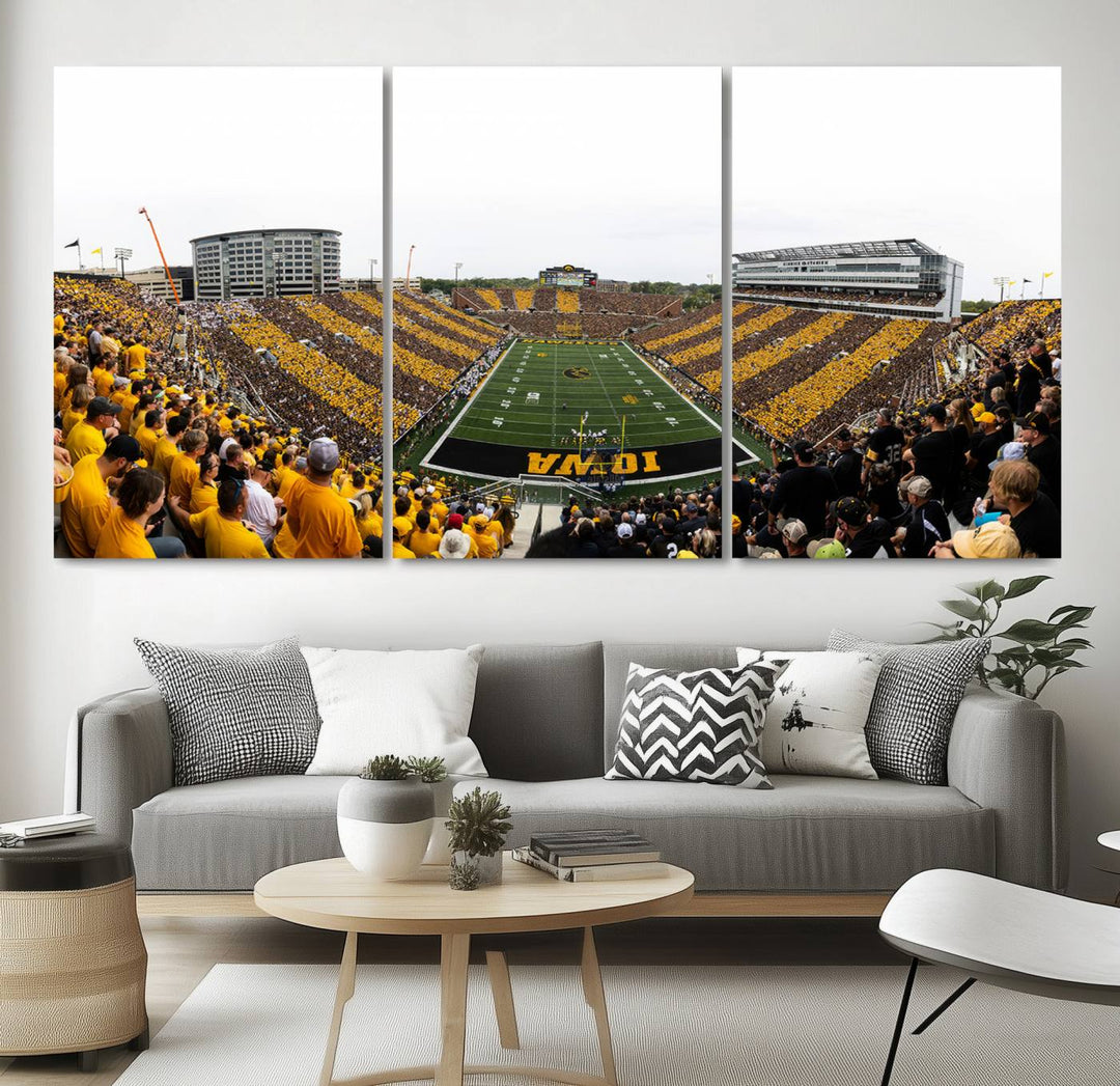 Iowa University Hawkeyes Football Team Print - Iowa City Kinnick Stadium Wall Art Canvas Print