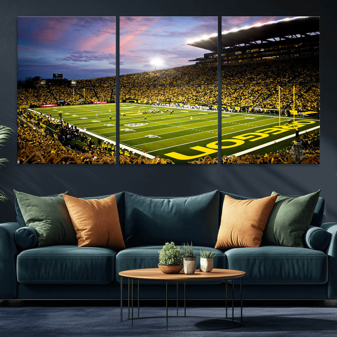 MGV-CV-60X30-3P - University of Oregon Ducks Football Team Print - Eugene Autzen Stadium Wall Art Canvas Print