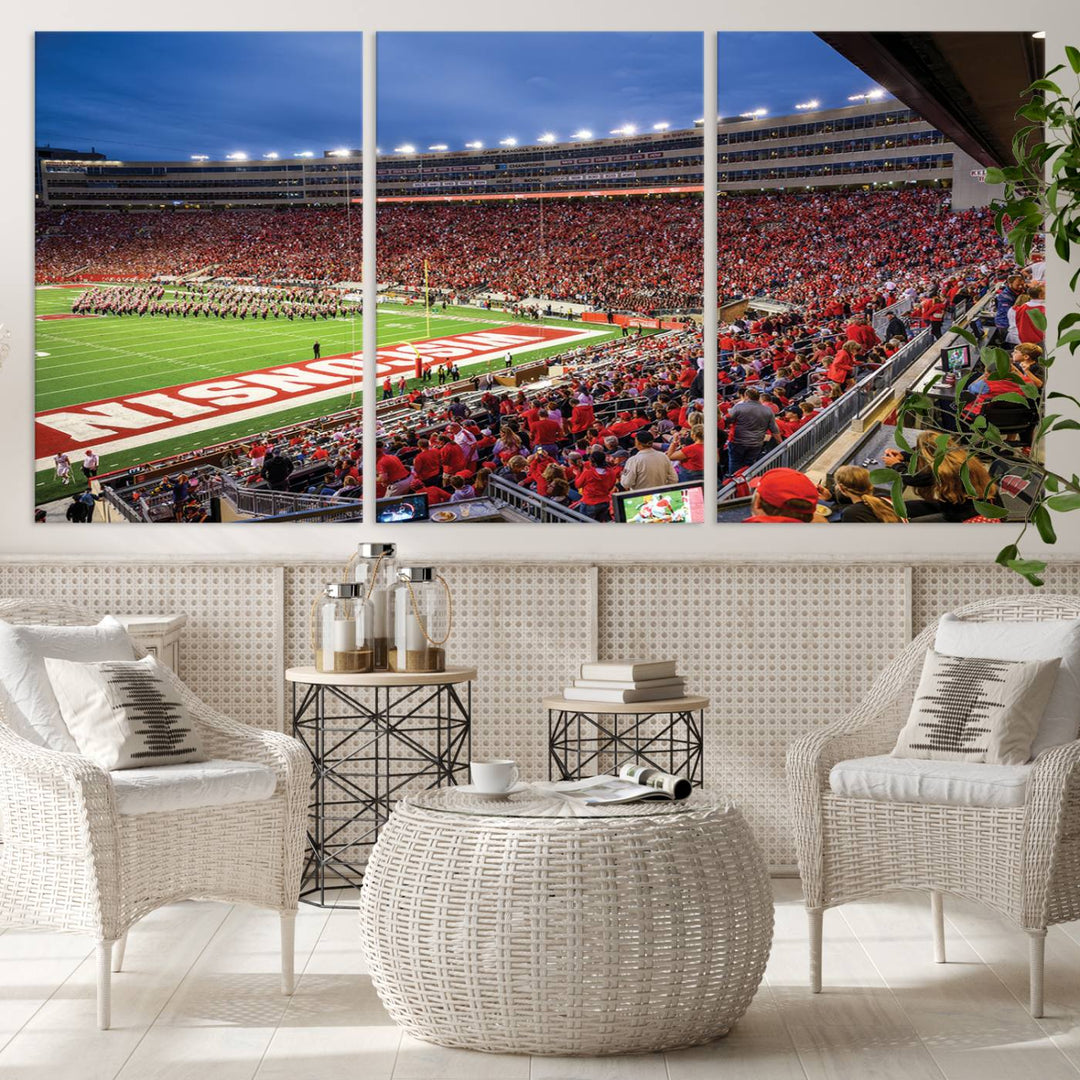 Wisconsin Badgers Football Team Print - Madison Camp Randall Stadium Wall Art Canvas Print