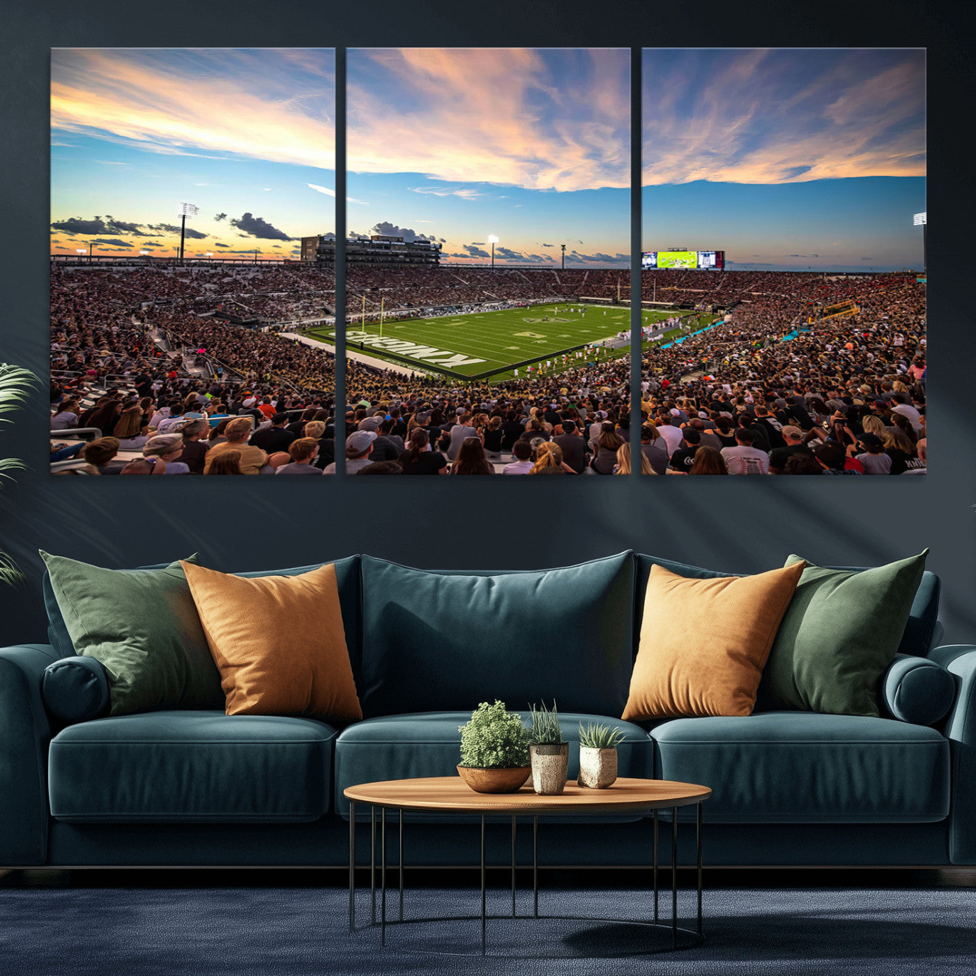 MGV-CV-60X30-3P - UCF Knights Football Team Print - Orlando FBC Mortgage Stadium Wall Art Canvas Print