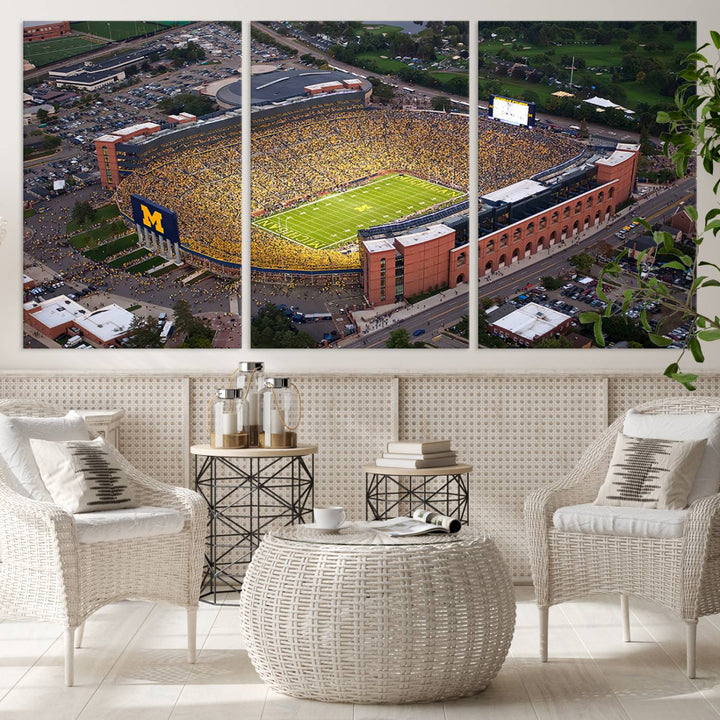 University of Michigan Wolverines Football Team Print - Ann Arbor Michigan Stadium Wall Art Canvas Print