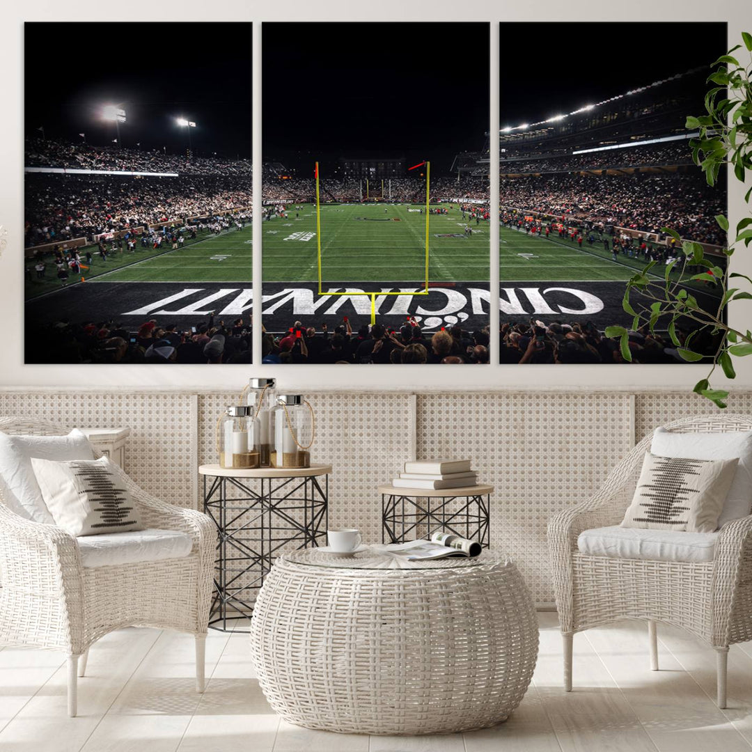 Cincinnati Bearcats Football Team Print - Nippert Stadium Wall Art Canvas Print