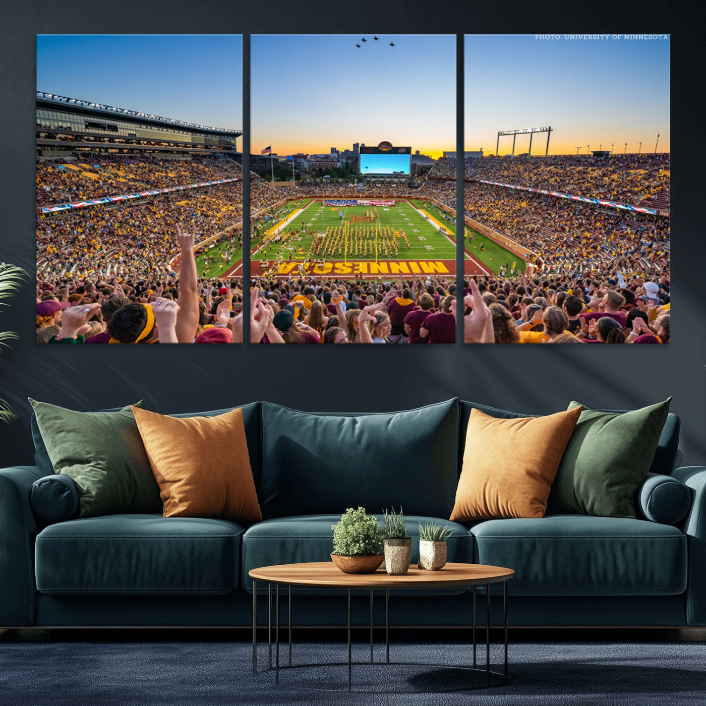 MGV-CV-60X30-3P - University of Minnesota Golden Gophers Football Team Print - Minneapolis Huntington Bank Stadium