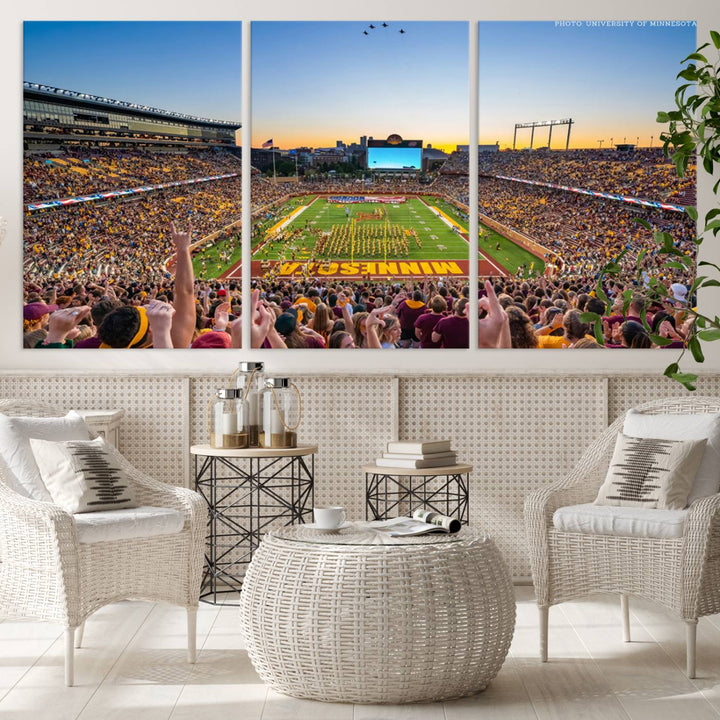 University of Minnesota Golden Gophers Football Team Print - Minneapolis Huntington Bank Stadium Wall Art Canvas Print