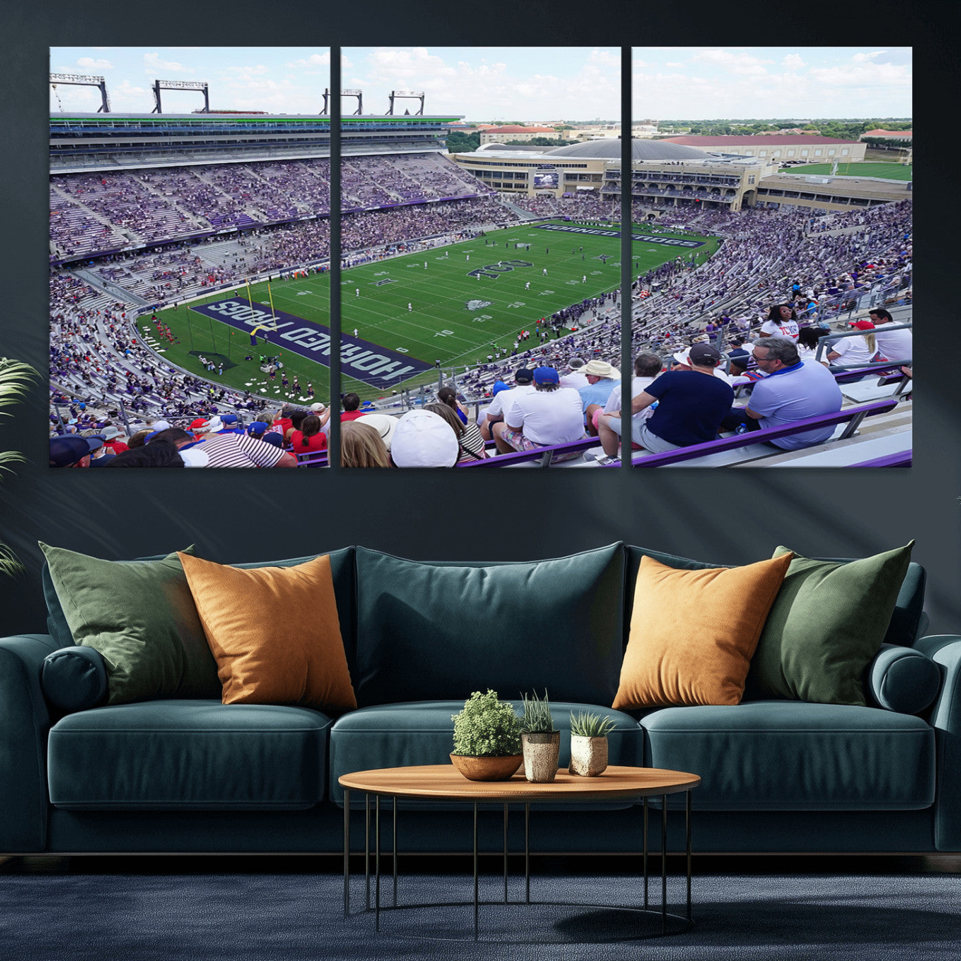 MGV-CV-60X30-3P - The Texas Christian University TCU Horned Frogs Football Team Print - Fort Worth Amon G. Carter