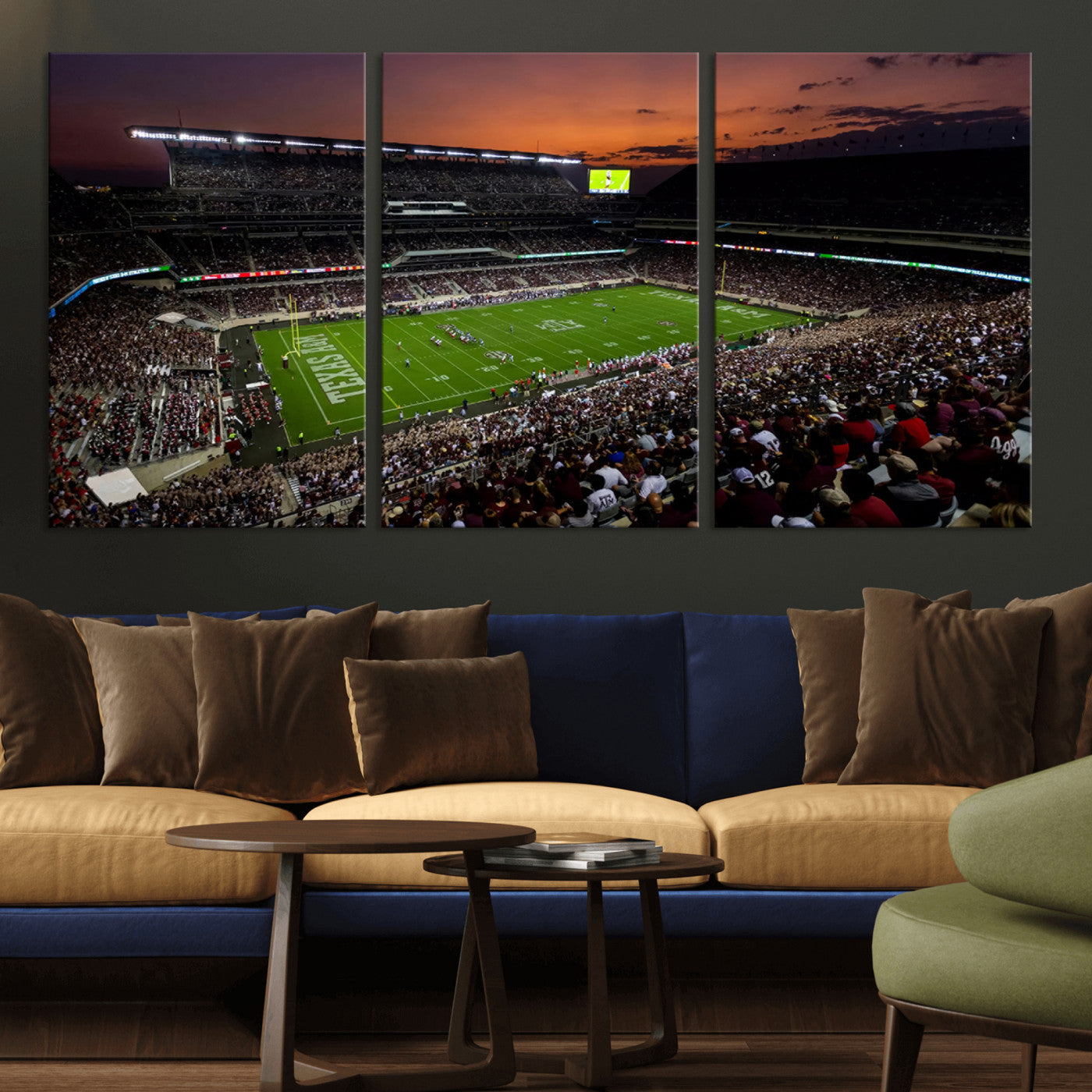 MGV-CV-60X30-3P - Texas A&M Aggies Football Team Print - College Station Kyle Field Stadium Wall Art Canvas Print