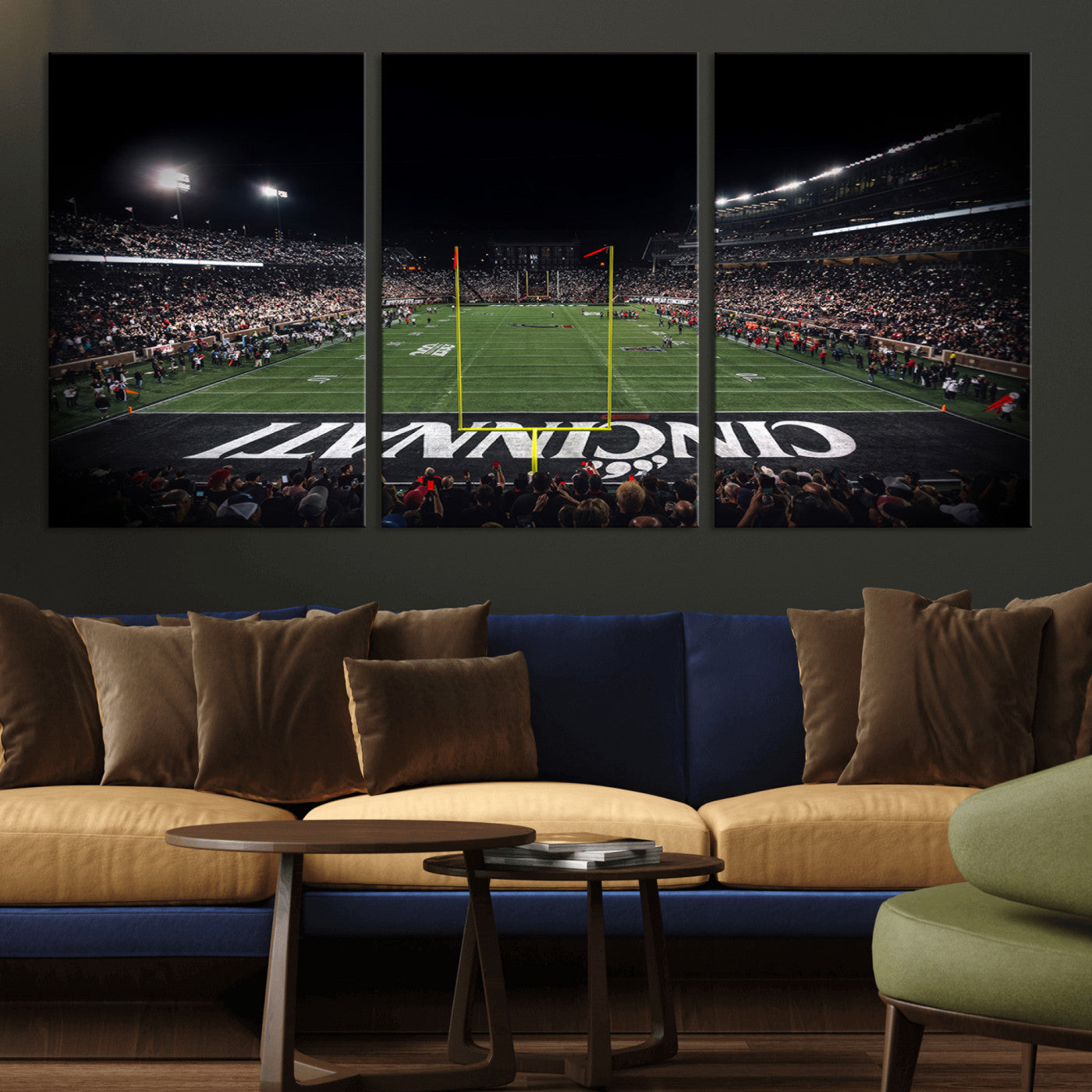 MGV-CV-60X30-3P - Cincinnati Bearcats Football Team Print - Nippert Stadium Wall Art Canvas Print
