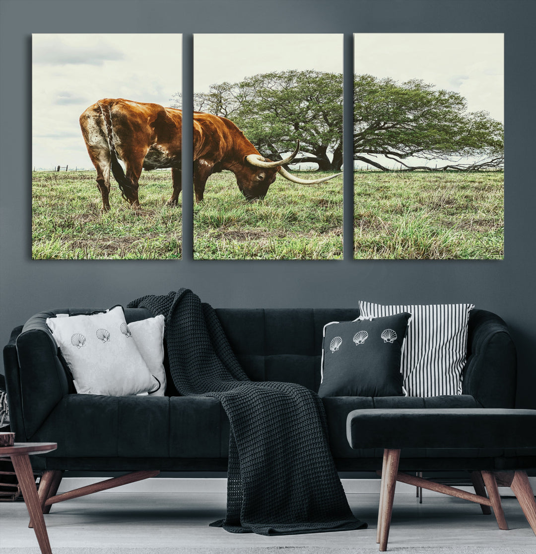Texas Longhorn Wall Art Canvas Print, Framed Rustic Ranch Art Picture Print, Western Cattle Perfect Rustic Farmhouse Decor Artwork